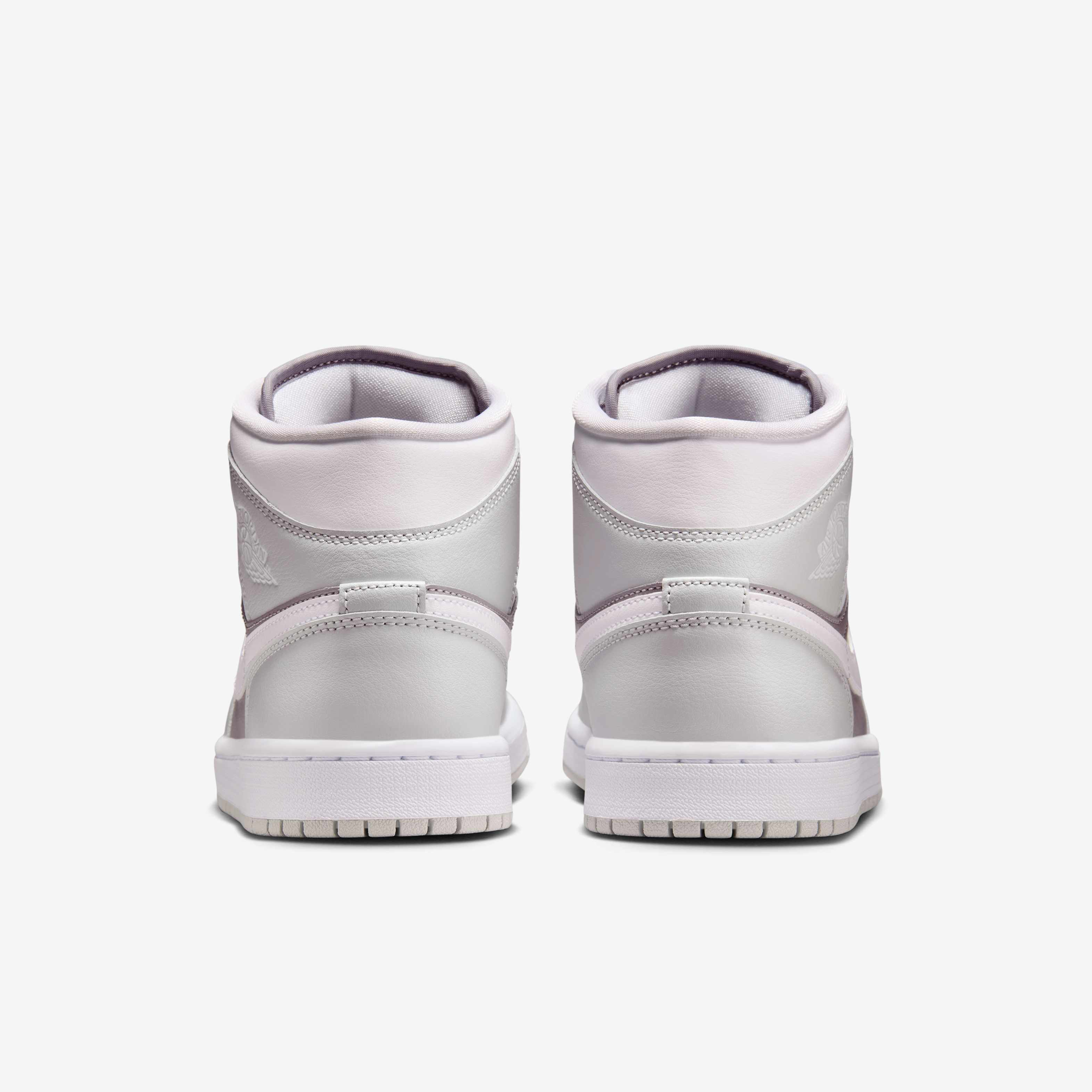 اير جوردن 1 ميد image number 5