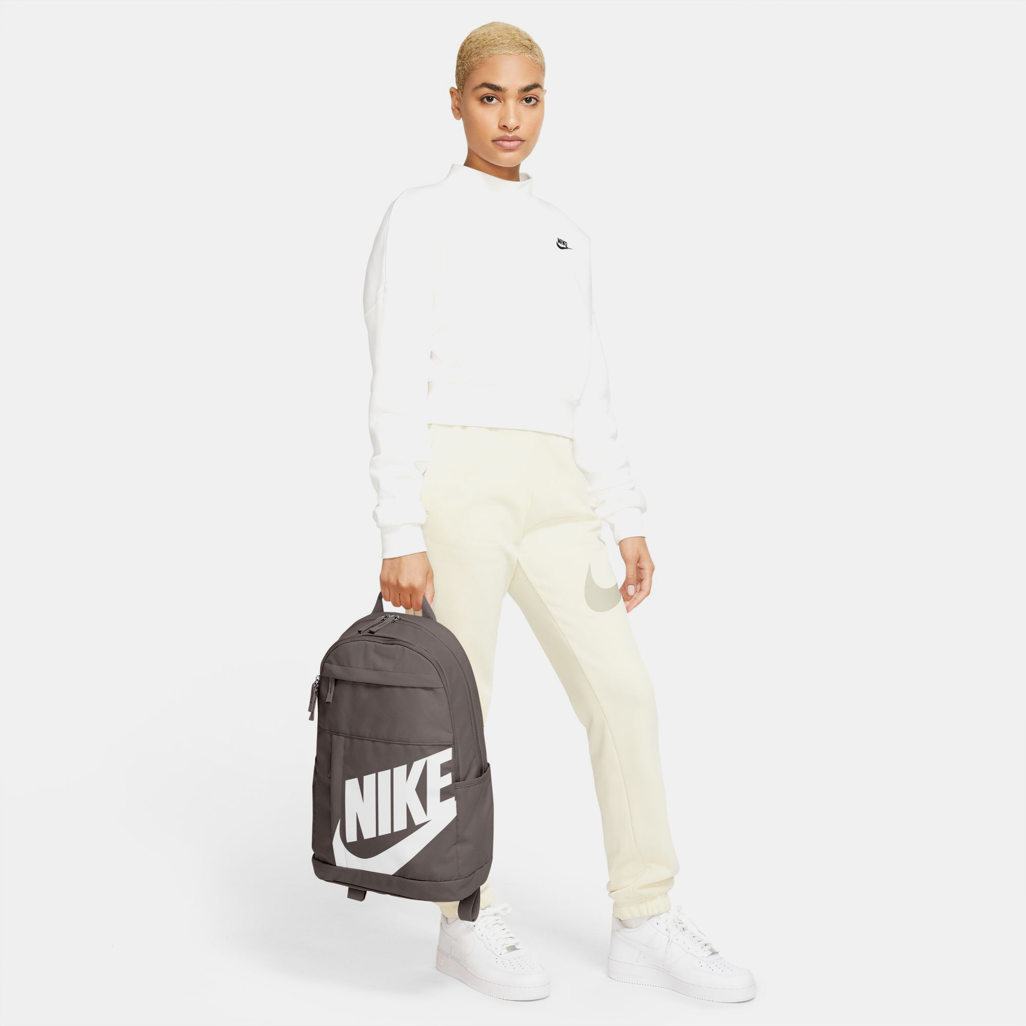Nike image number 9