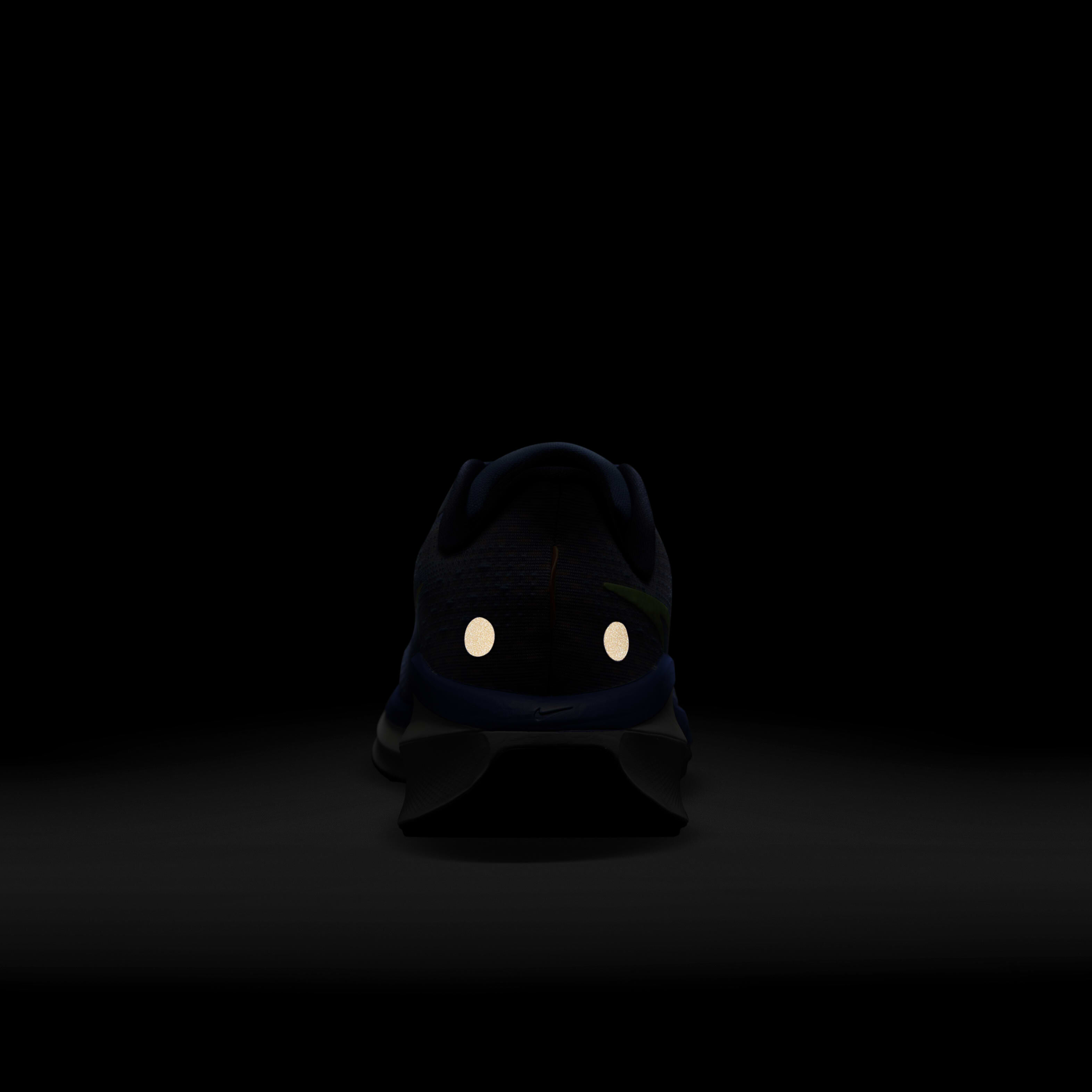 Nike Vomero 17 image number 9