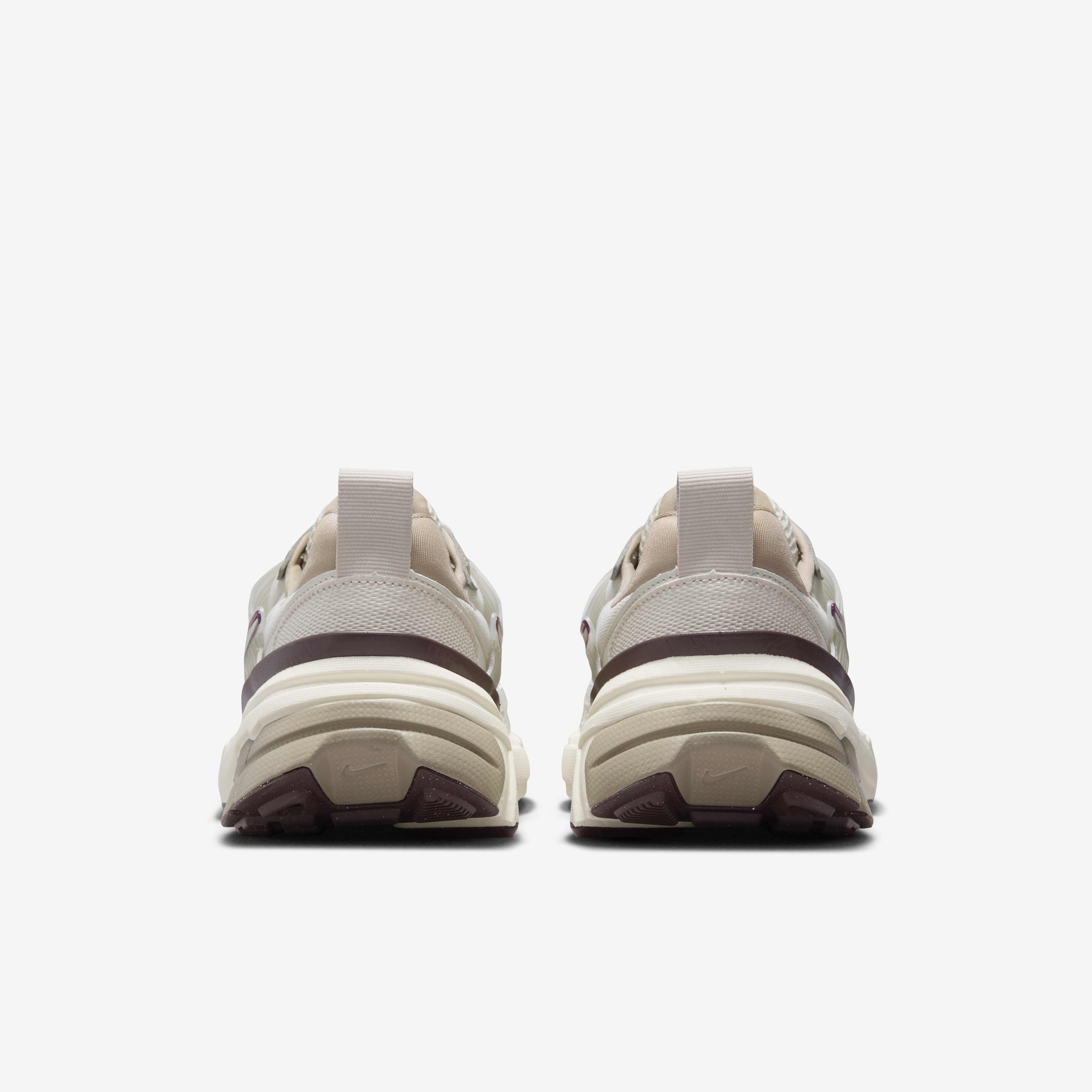 Nike V2K Run image number 6