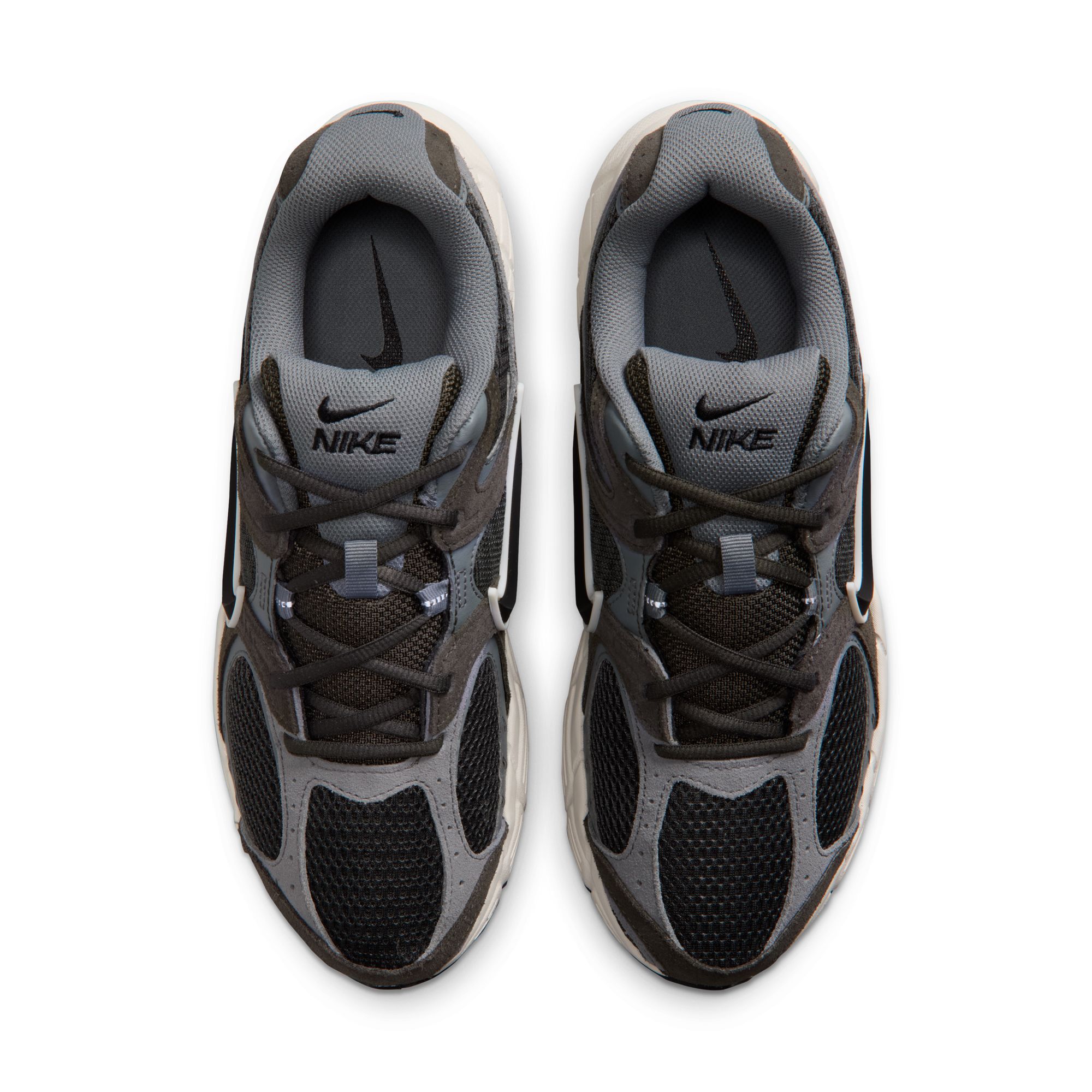 Nike V5 RNR Suede image number 3