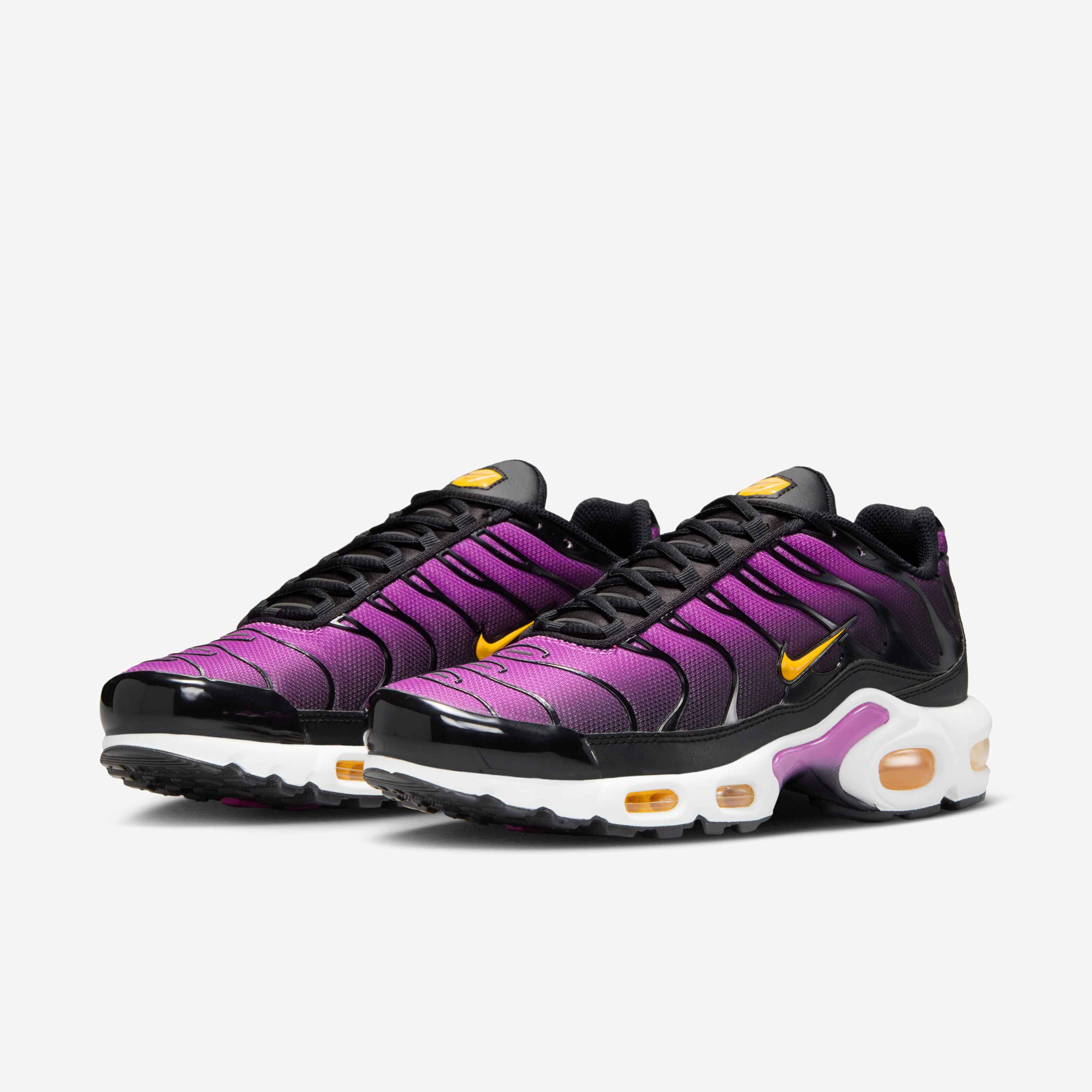 Nike Air Max Plus image number 4