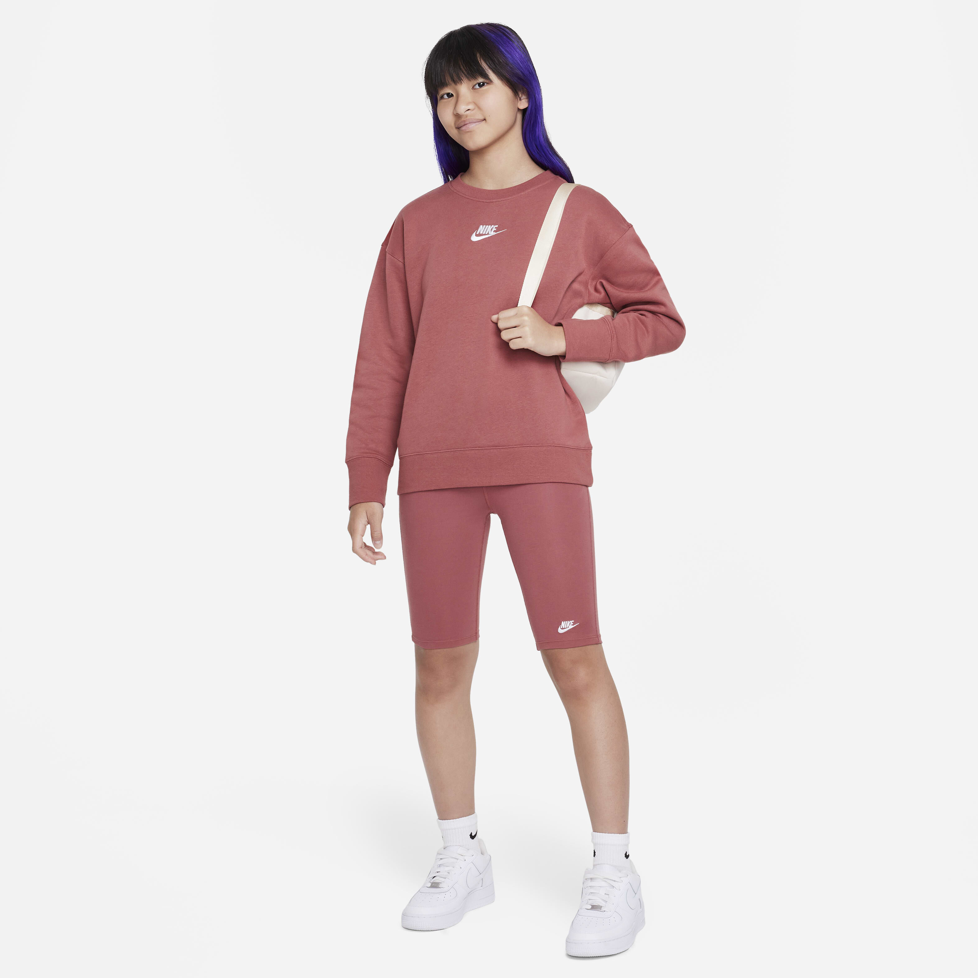 نايكي سبورتسوير image number 4