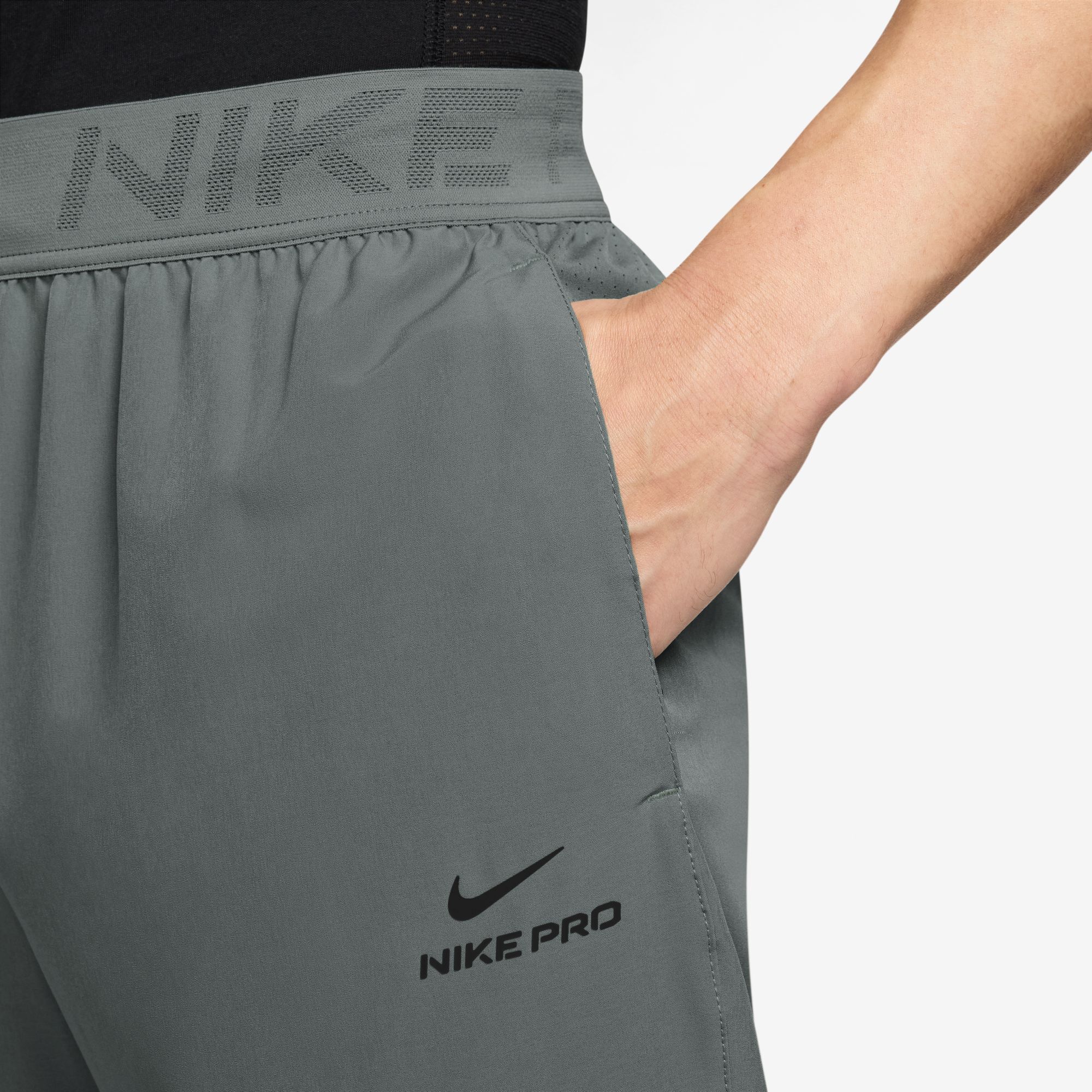 Nike Pro Training image number 2