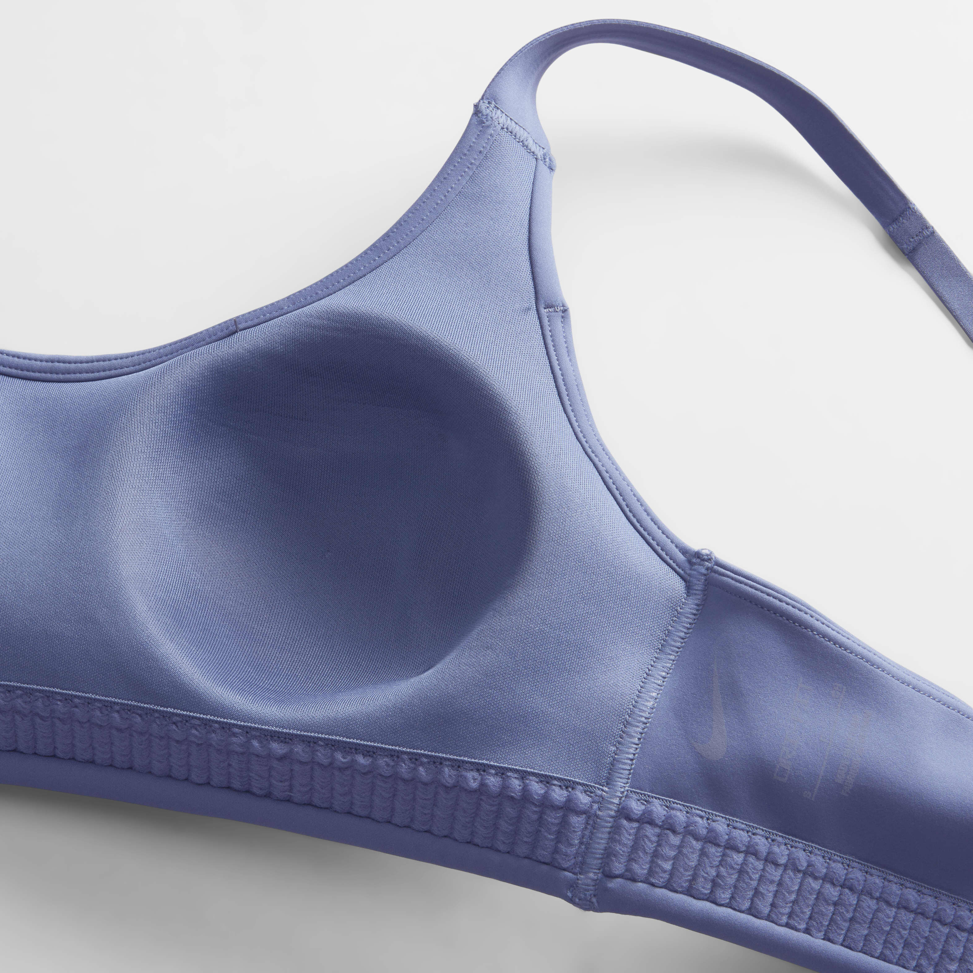 Nike Indy City Essential image number 3