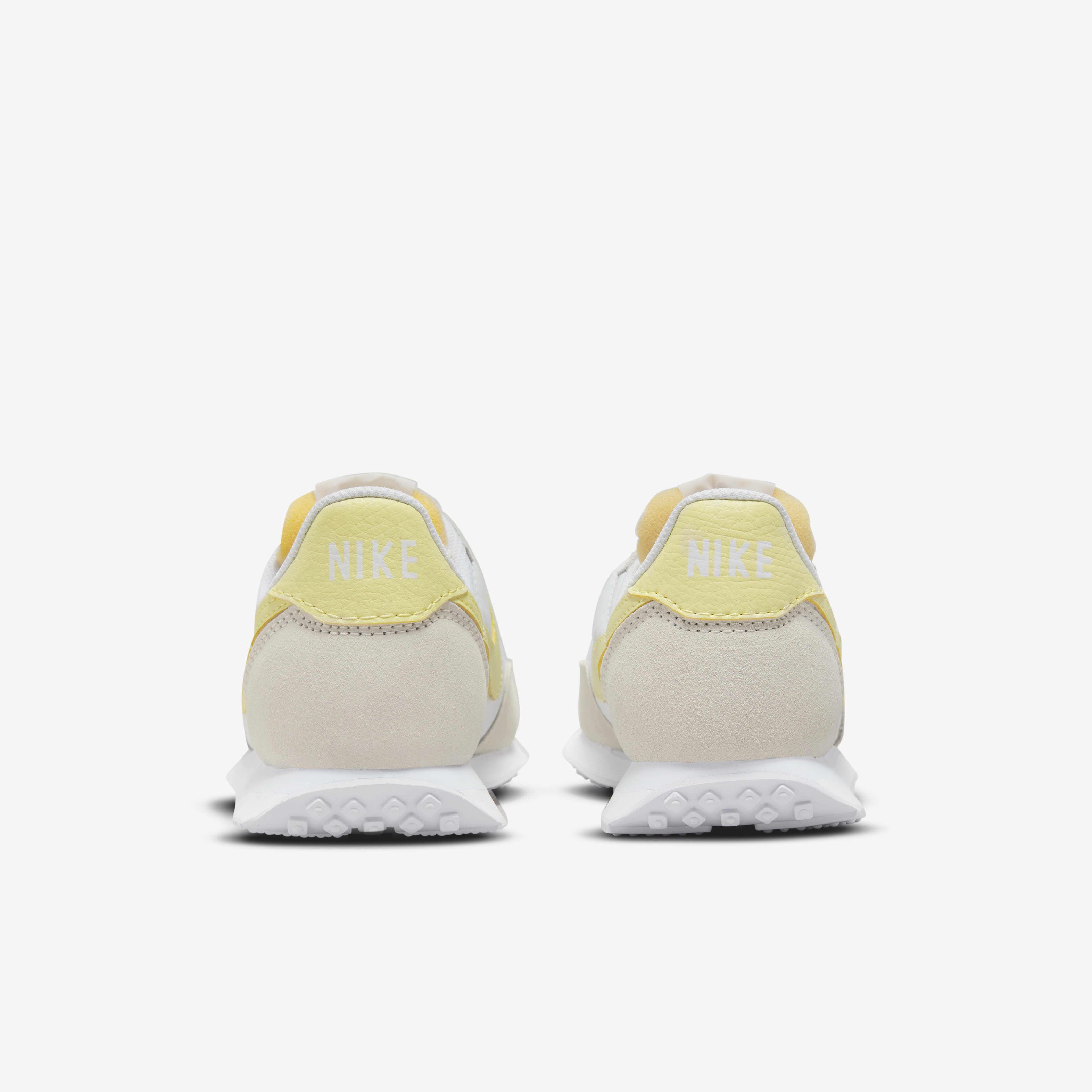 Nike Waffle Trainer 2 image number 6