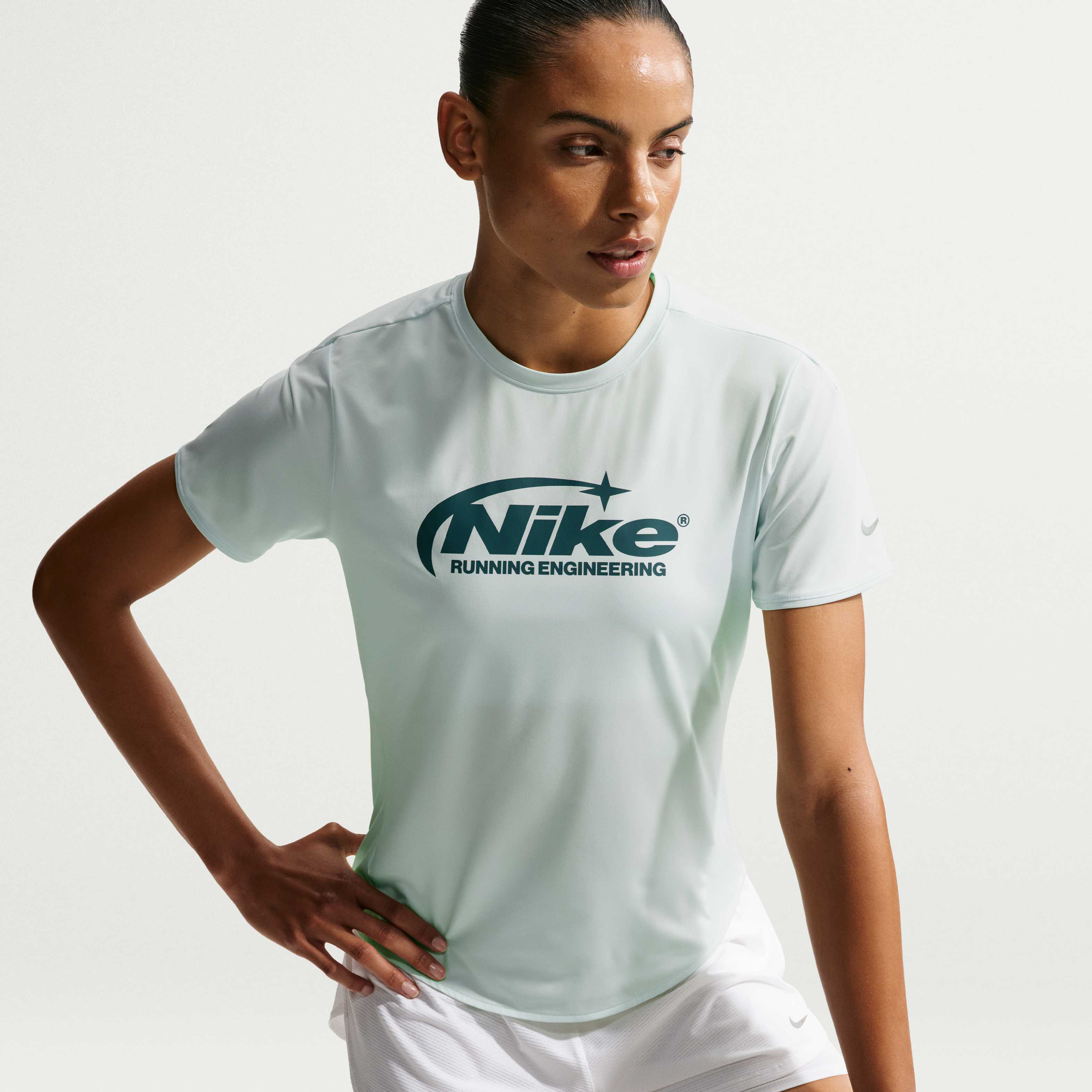 Nike Swift image number 2