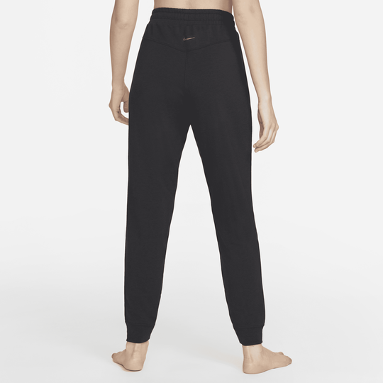 Nike slim best sale fit womens joggers