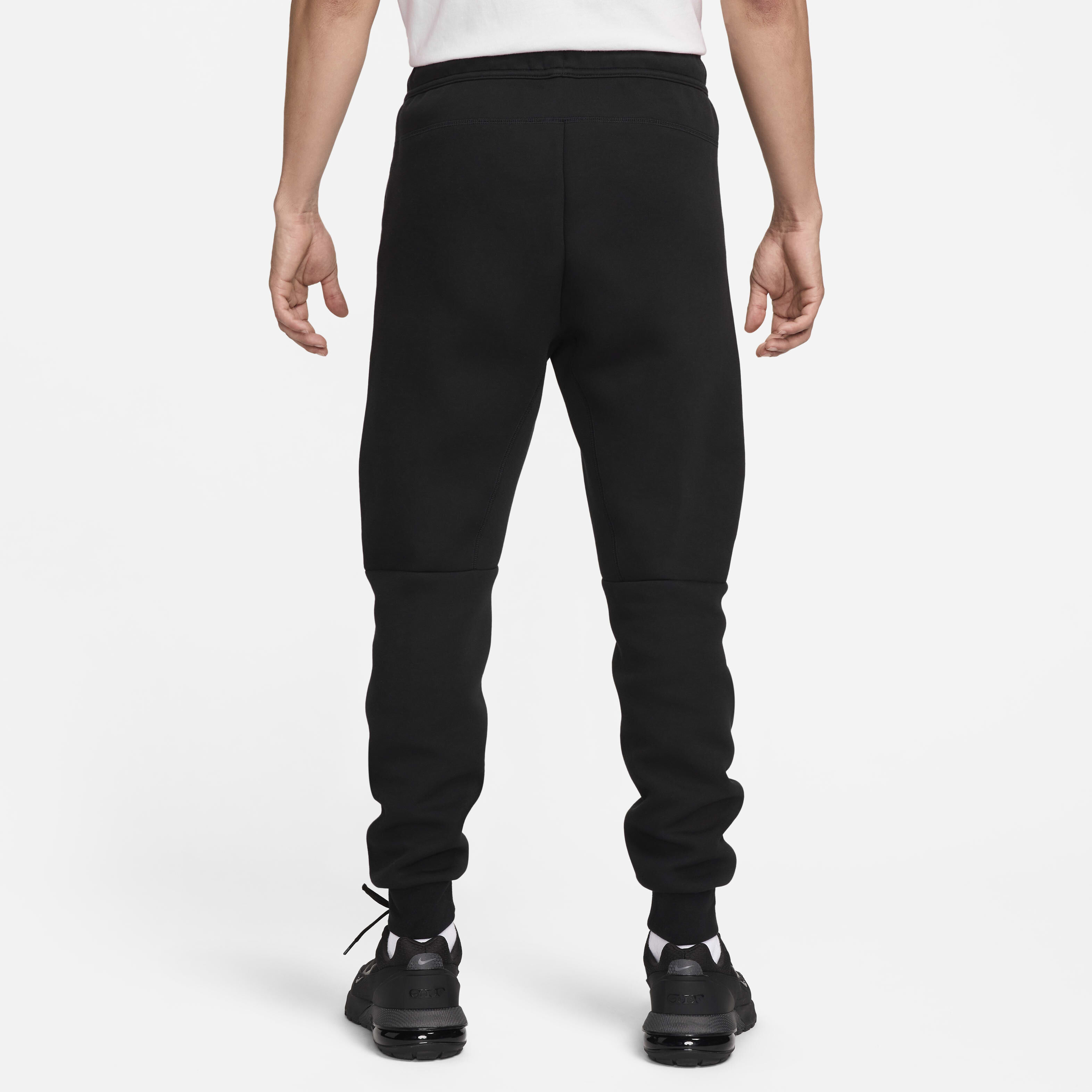Nike Sportswear Tech Fleece image number 1