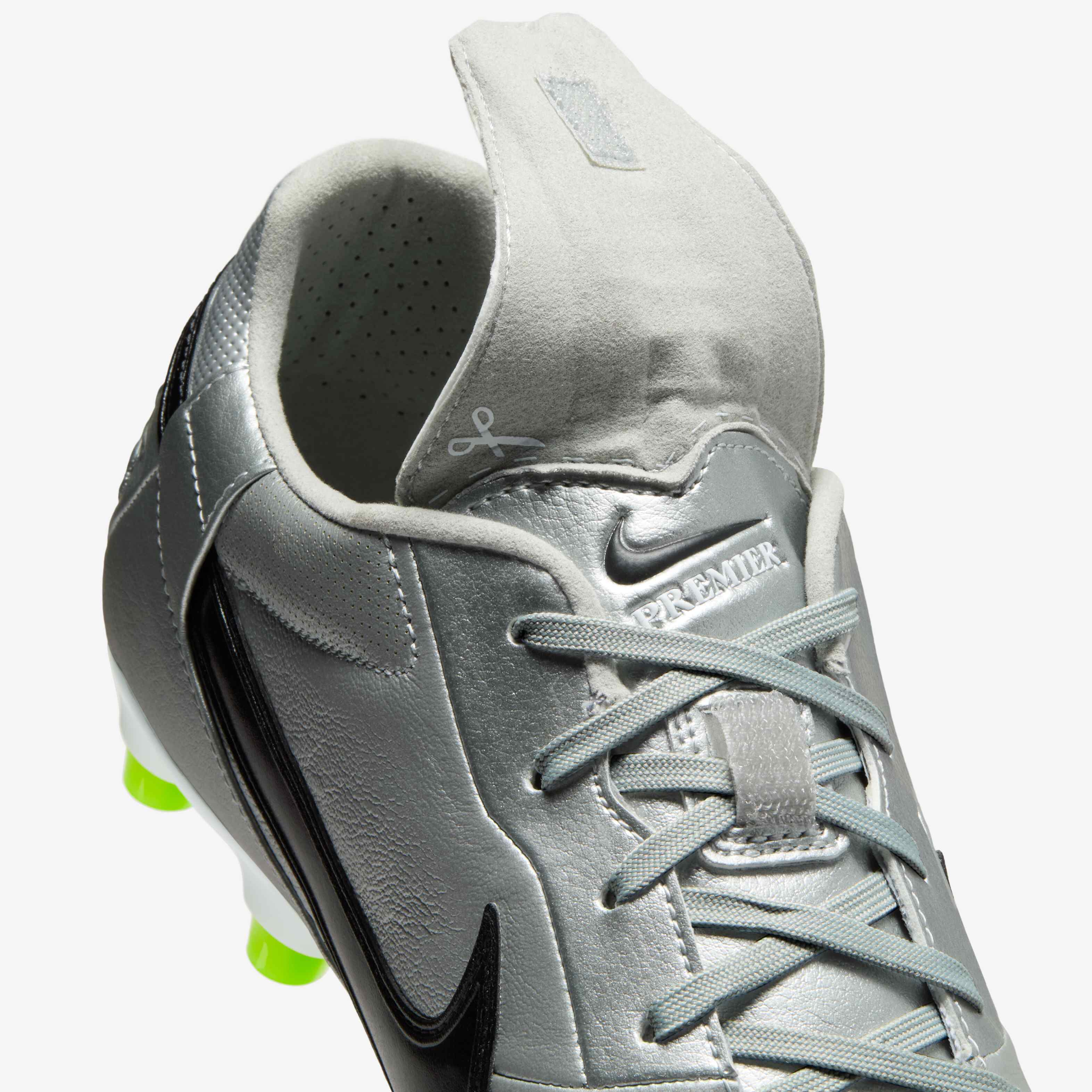 Nike Premier 3 image number 9