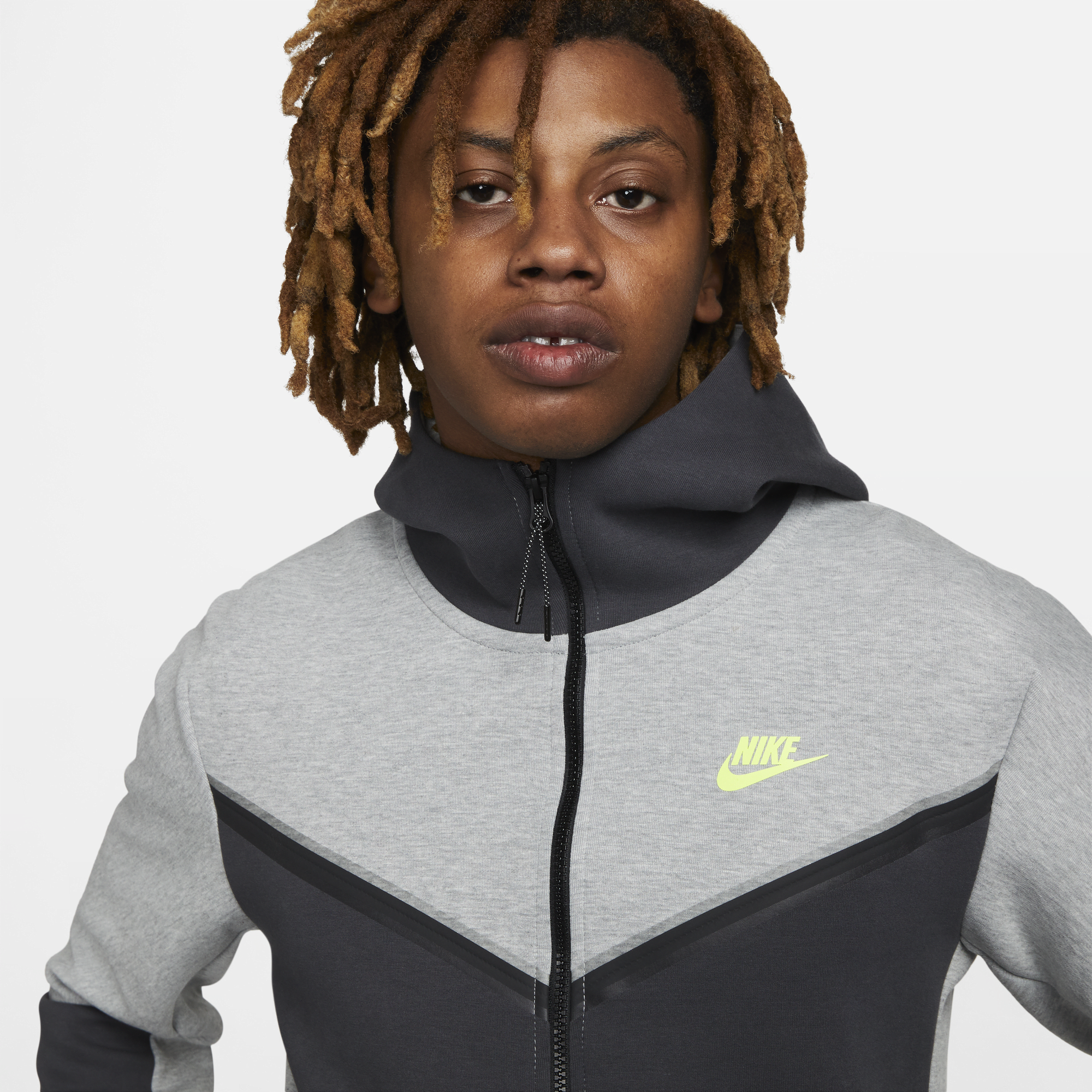 Nike tech fleece hoodie clearance grey