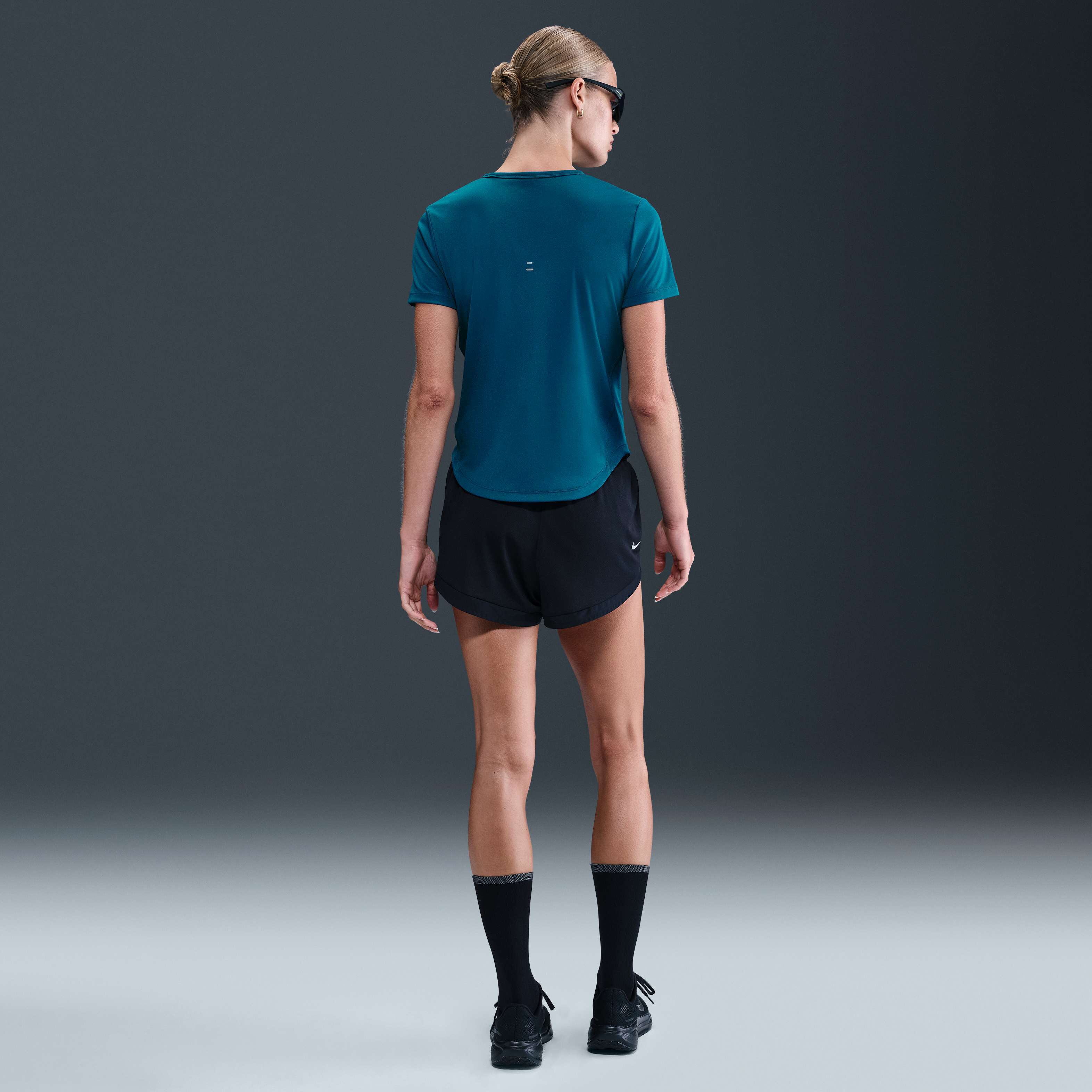 Nike Tempo Swoosh Run image number 4