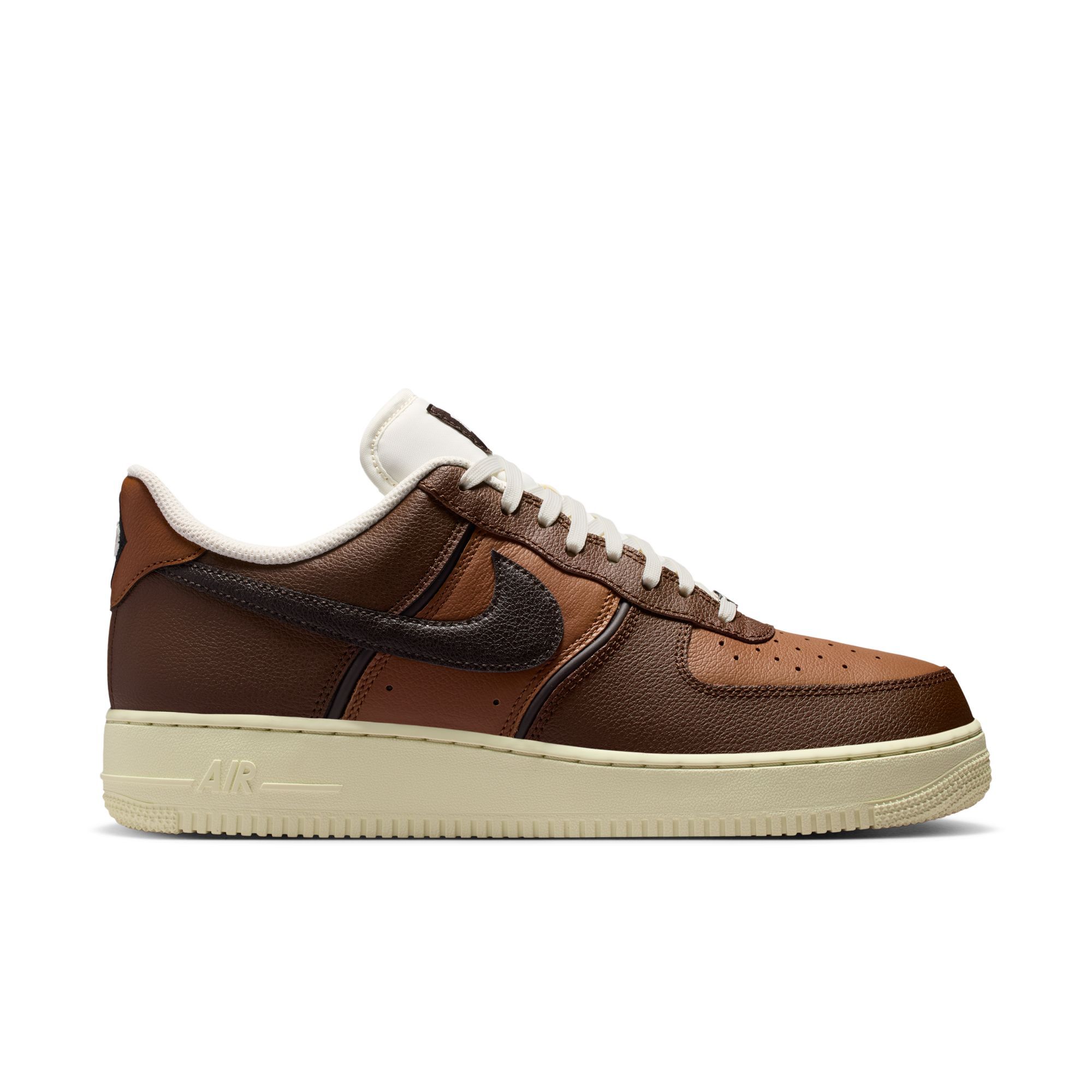 Nike Air Force 1 '07 LV8  image number 5