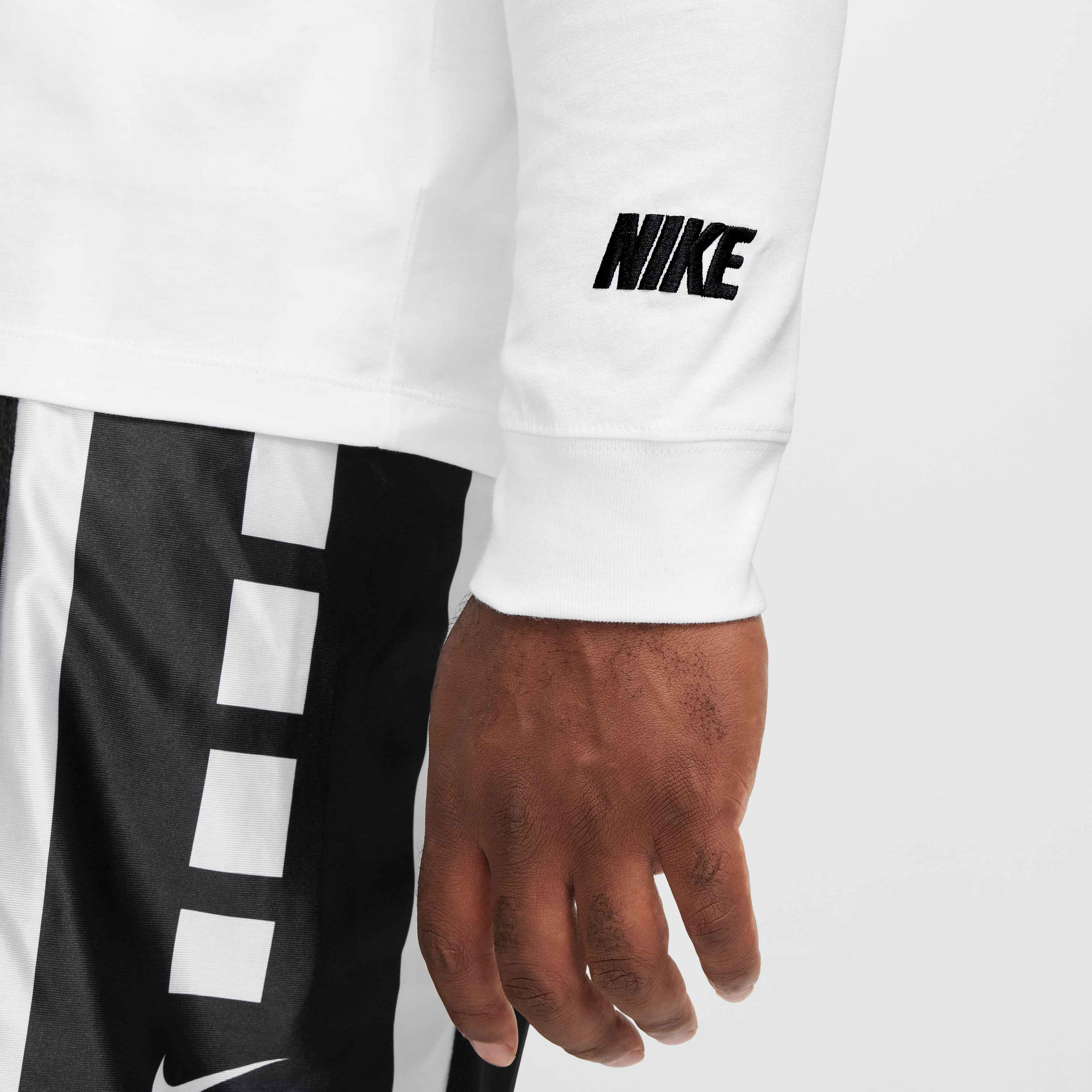 Nike image number 9