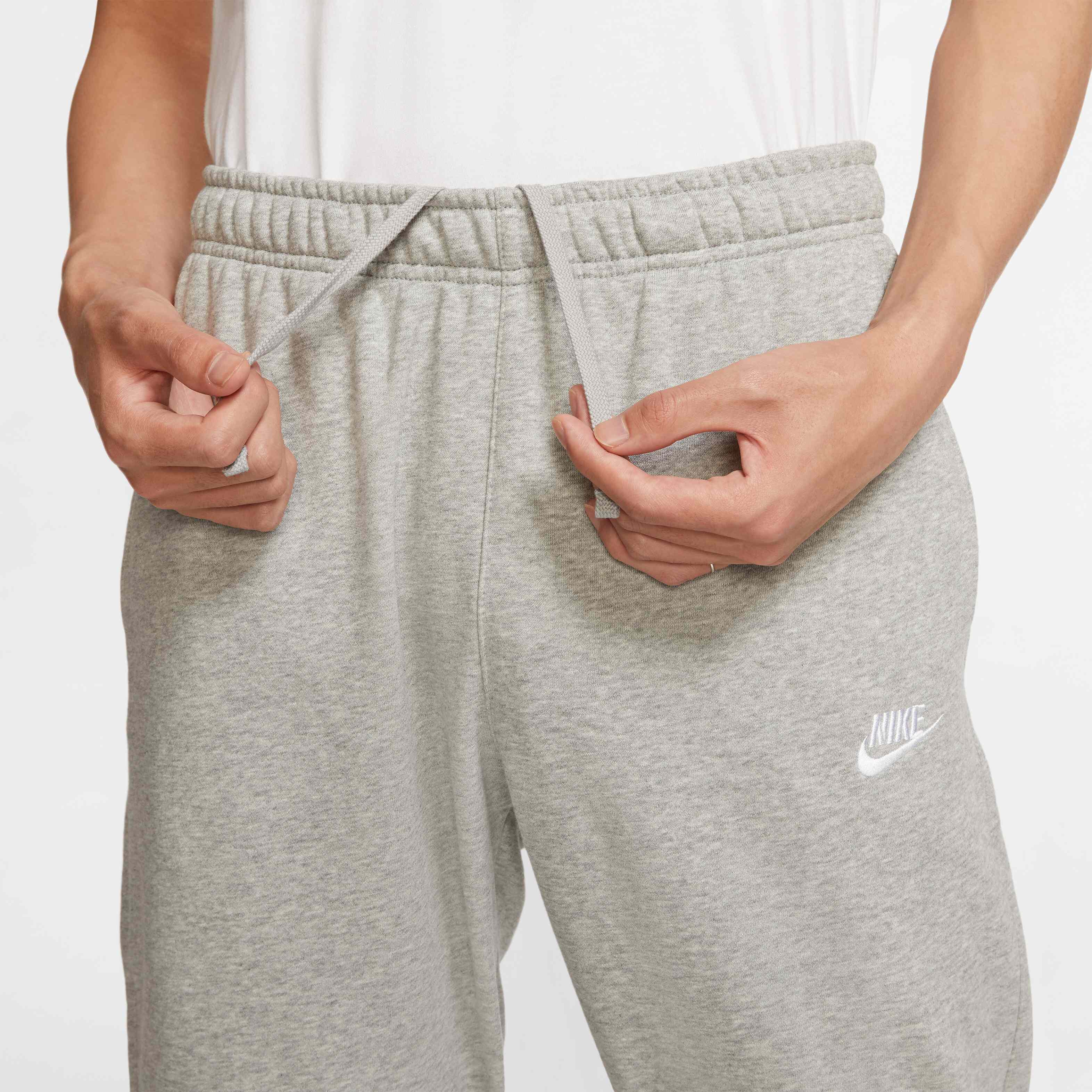 Nike Sportswear Club image number 3