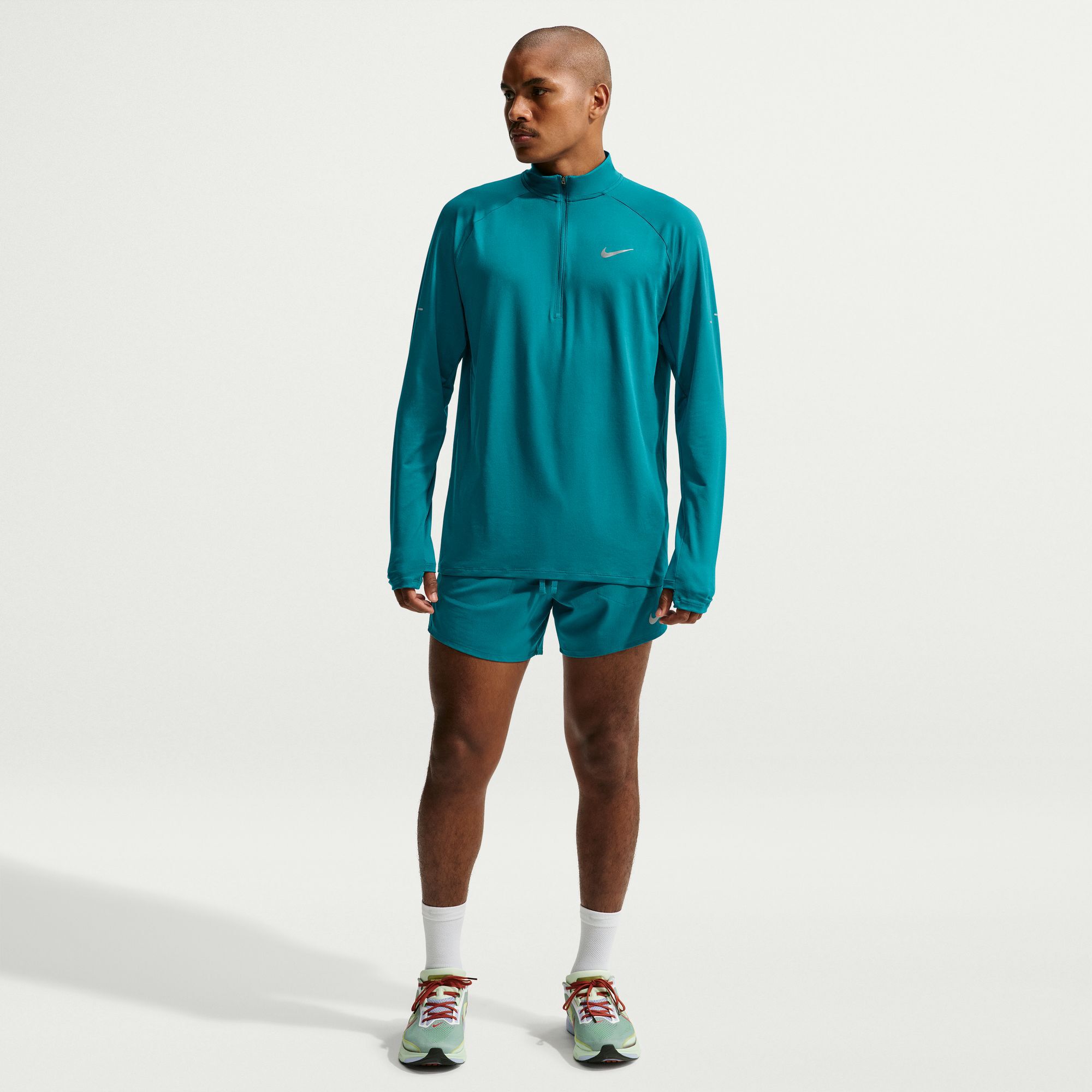 Nike Stride image number 0