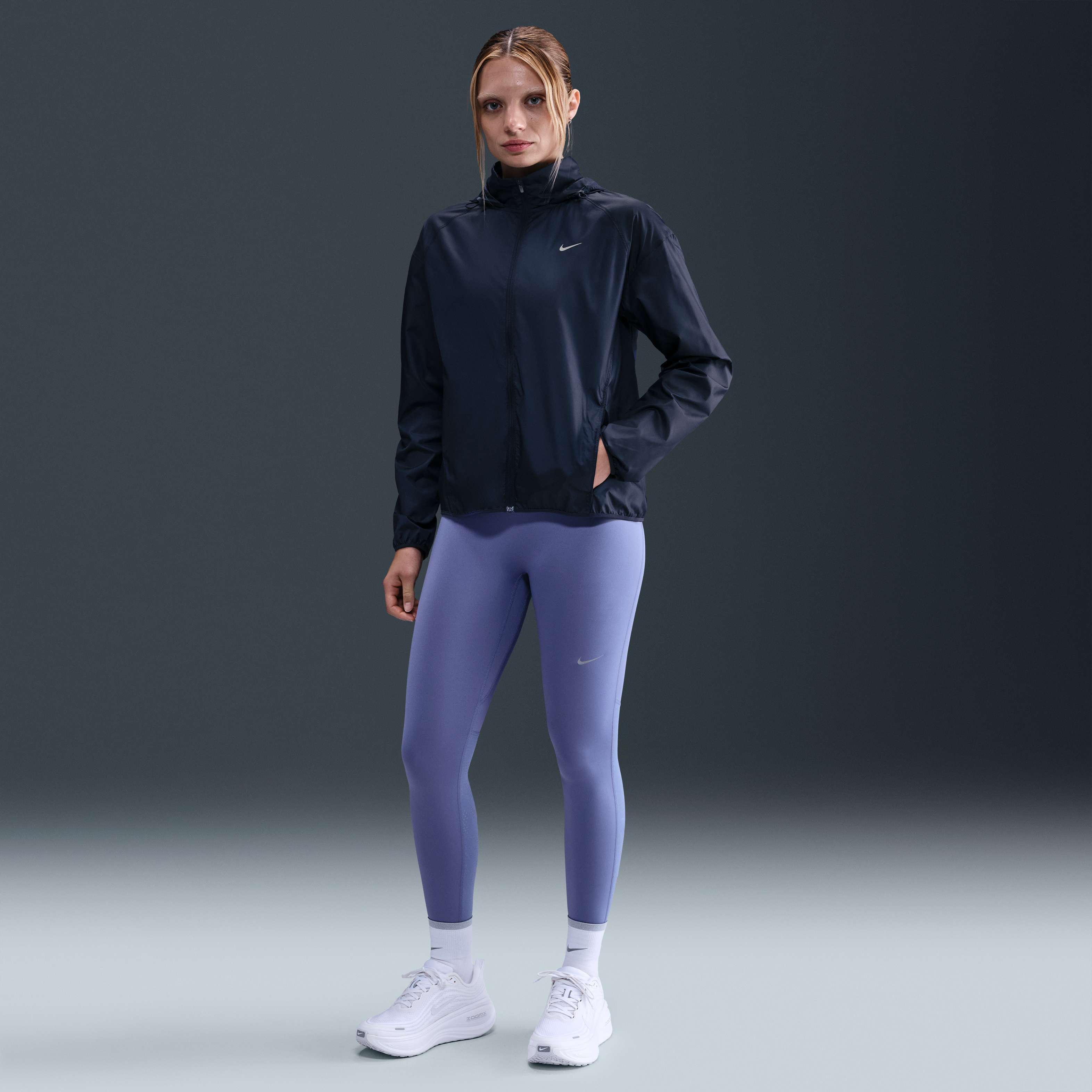 Nike Tempo image number 3