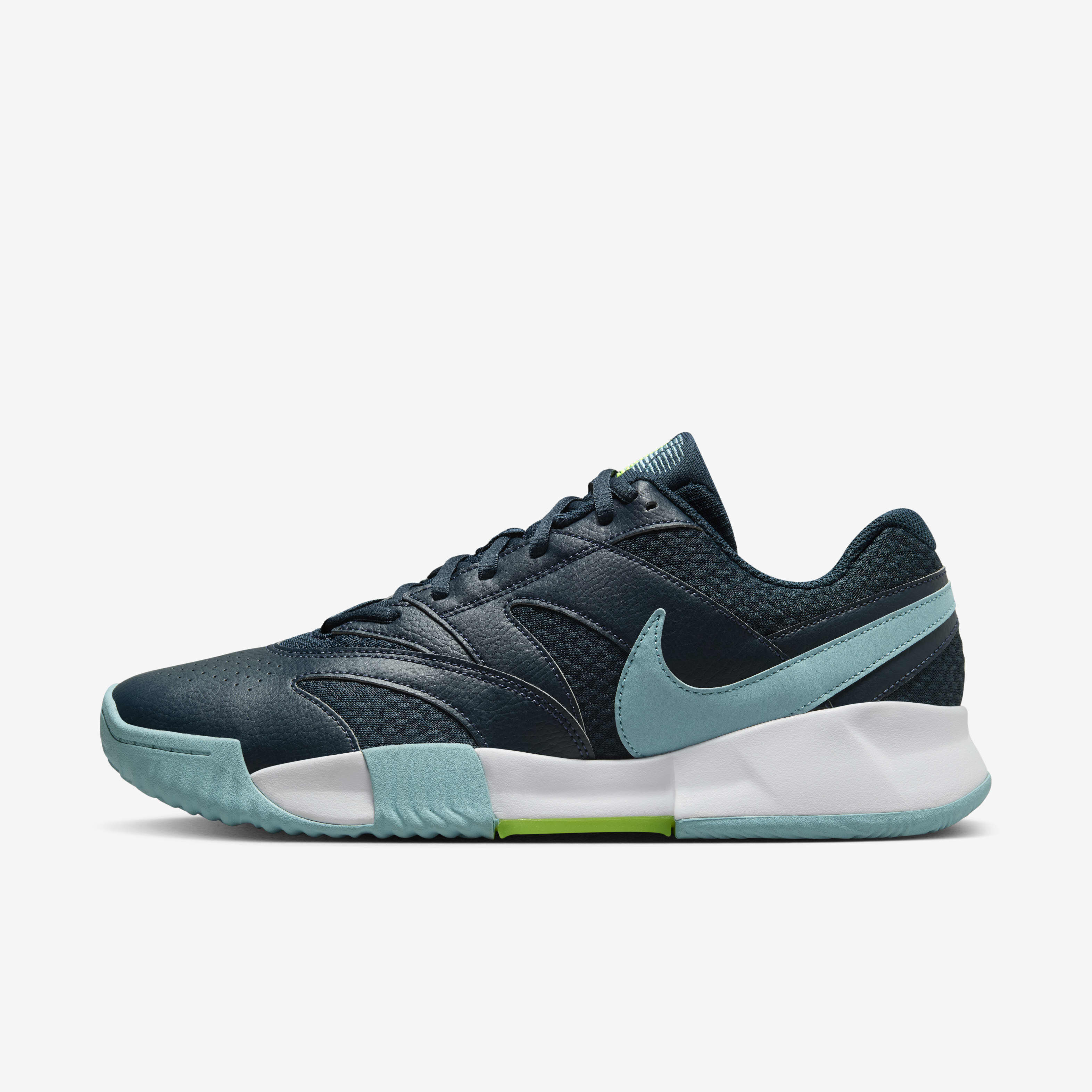 Navy blue nike tennis shoes on sale
