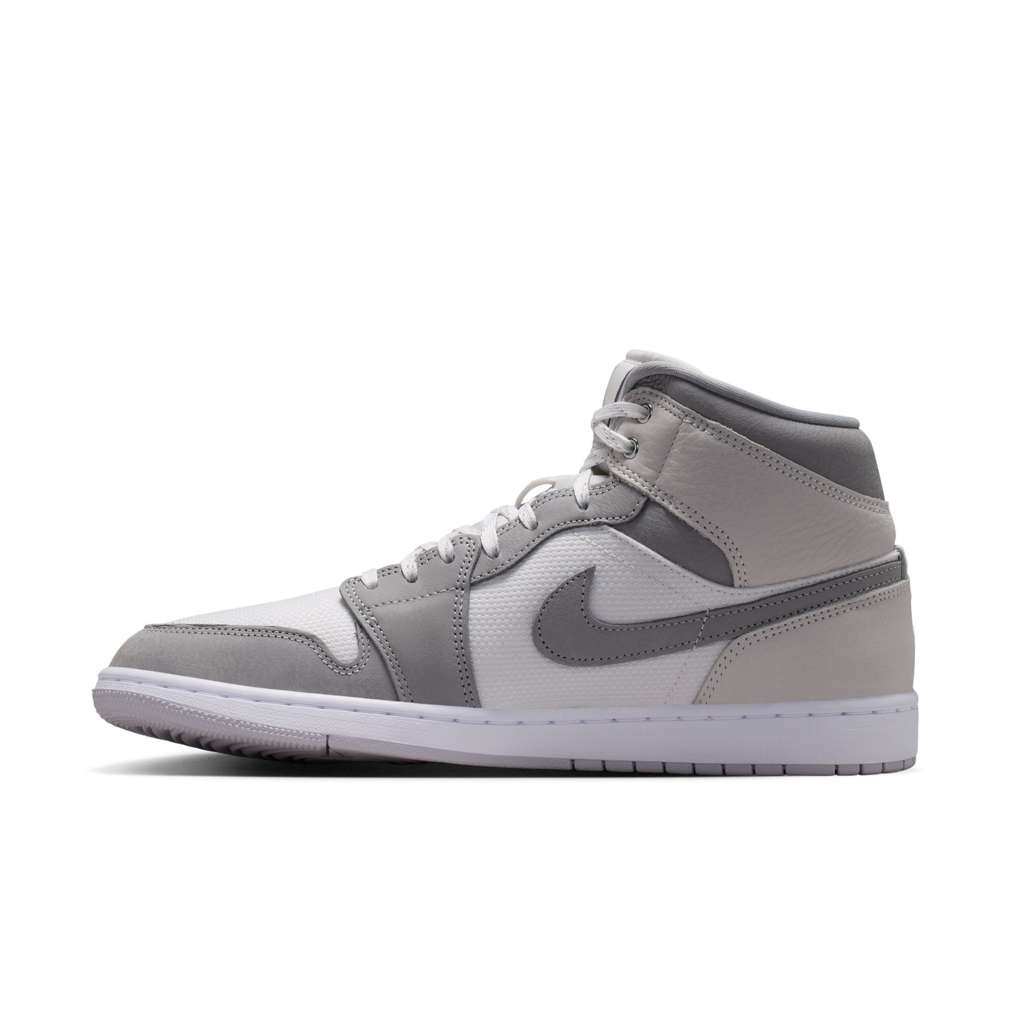 Air Jordan 1 Mid SE image number 4