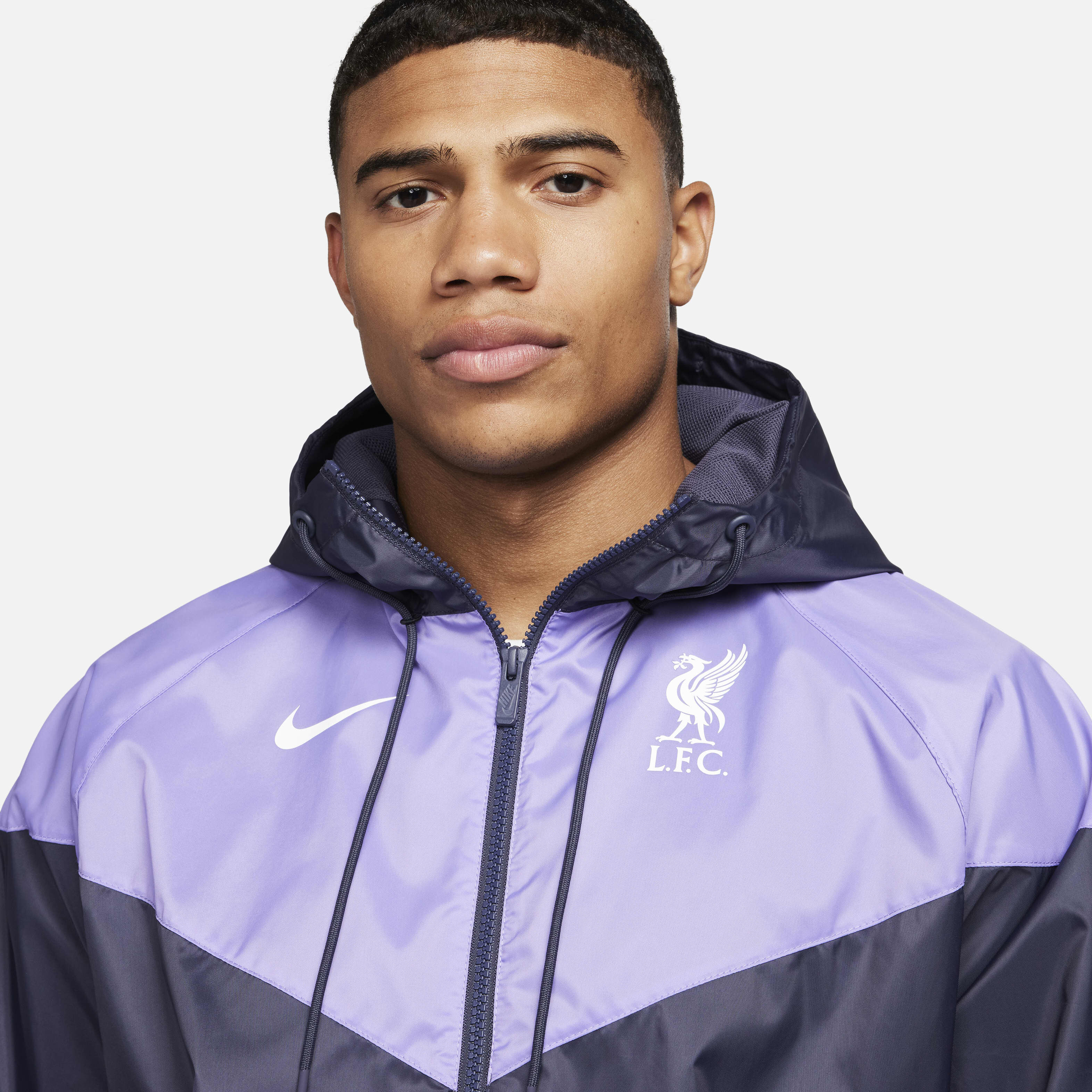 Liverpool F.C. Sport Essentials Windrunner image number 2