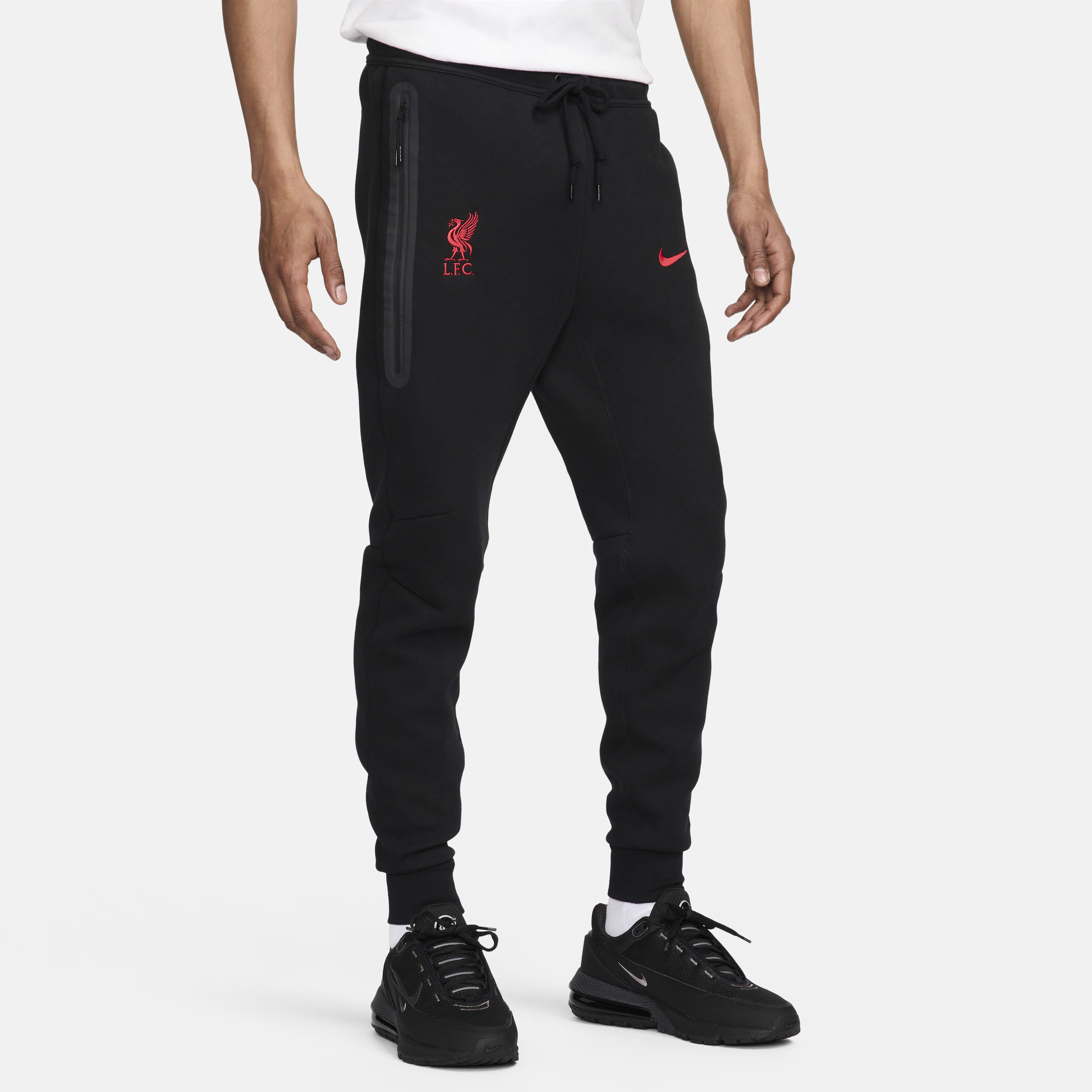 Shop Men s Jogger Sweatpants Online in UAE Nike Sweatpants