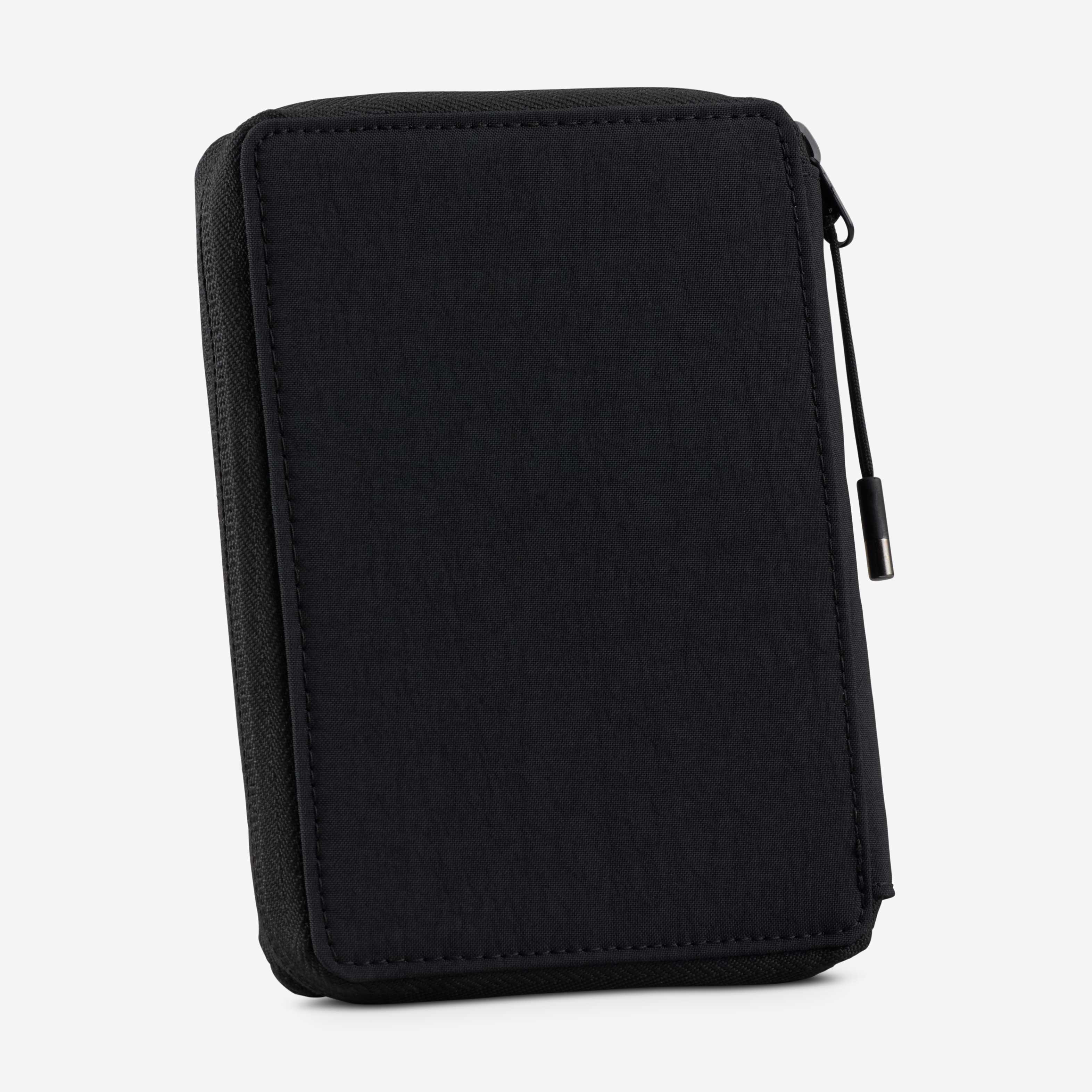 نايكي أورا image number 1