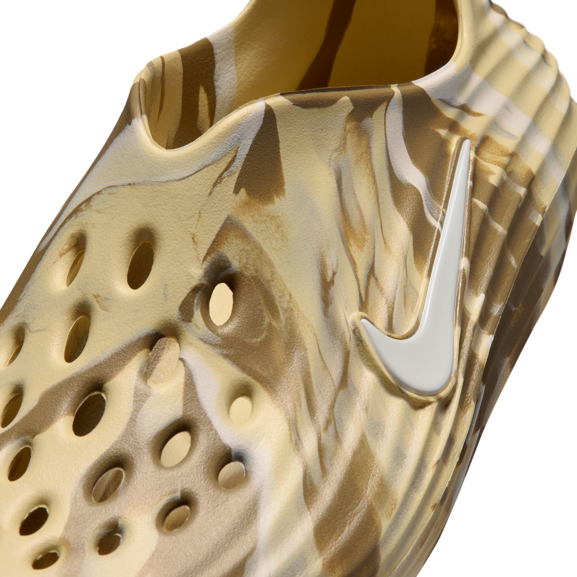 Nike ReactX Rejuven8 image number 9