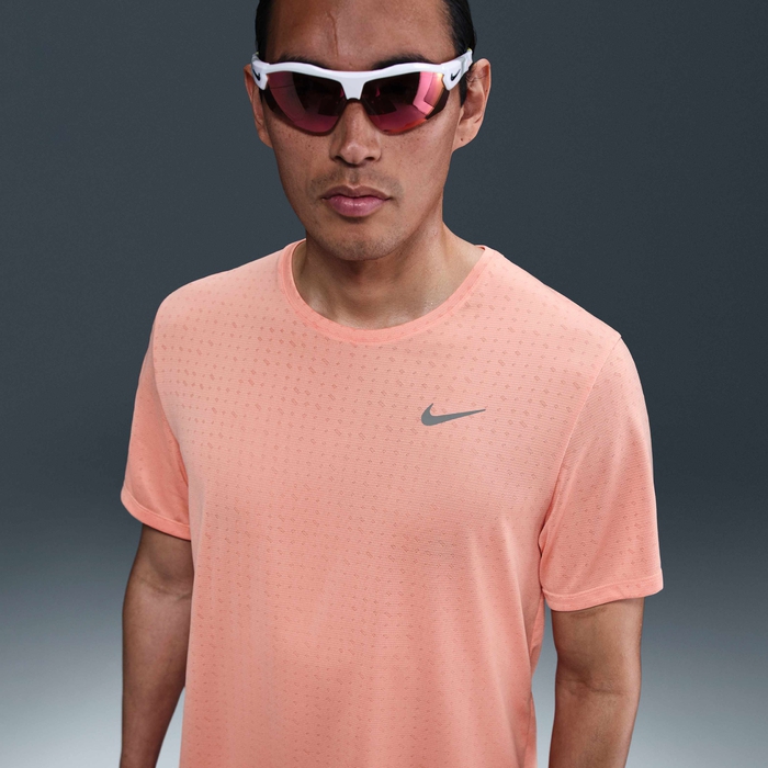 Nike Miler Breathe image number 0 Nike Miler Breathe image number 0