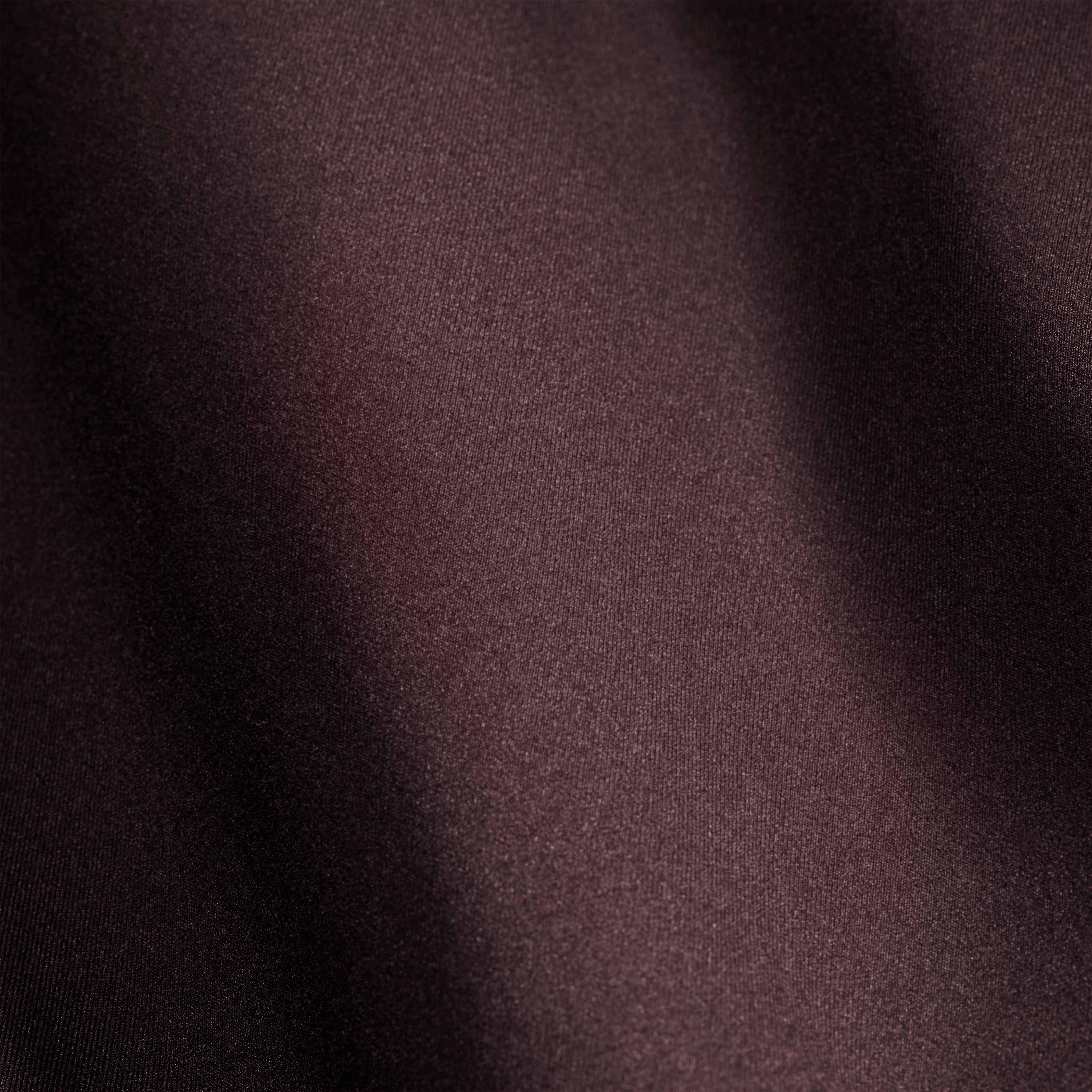 نايكي يونيفيرسا image number 5