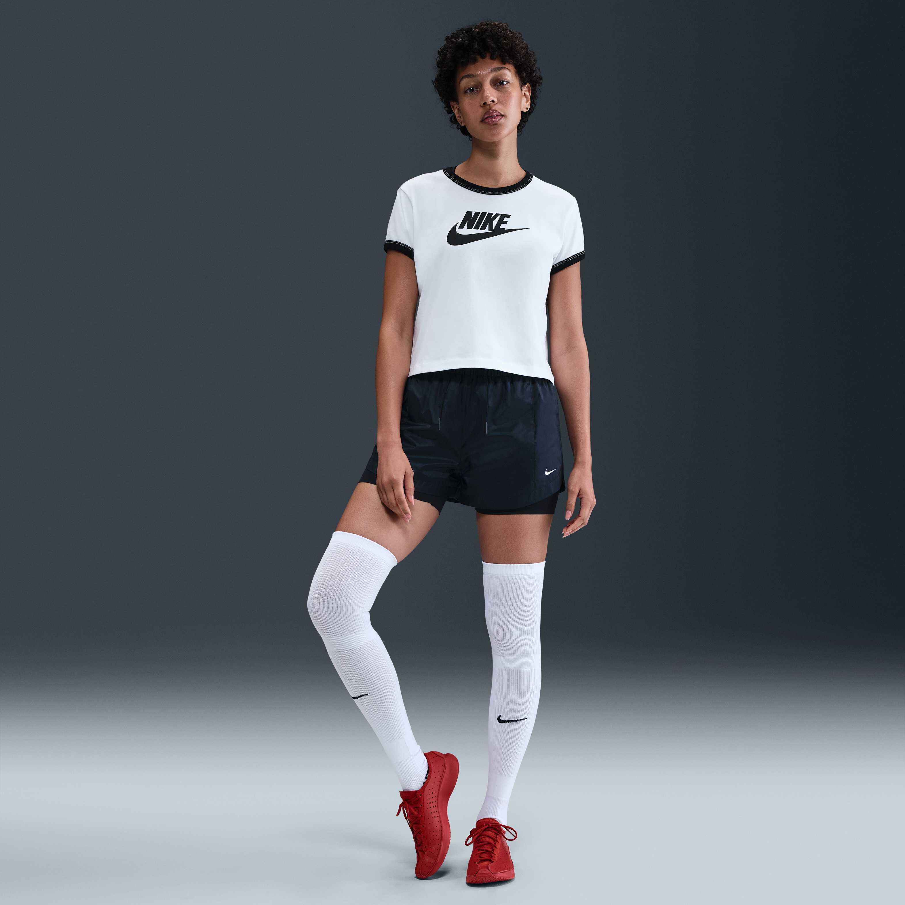 نايكي سبورتسوير image number 3