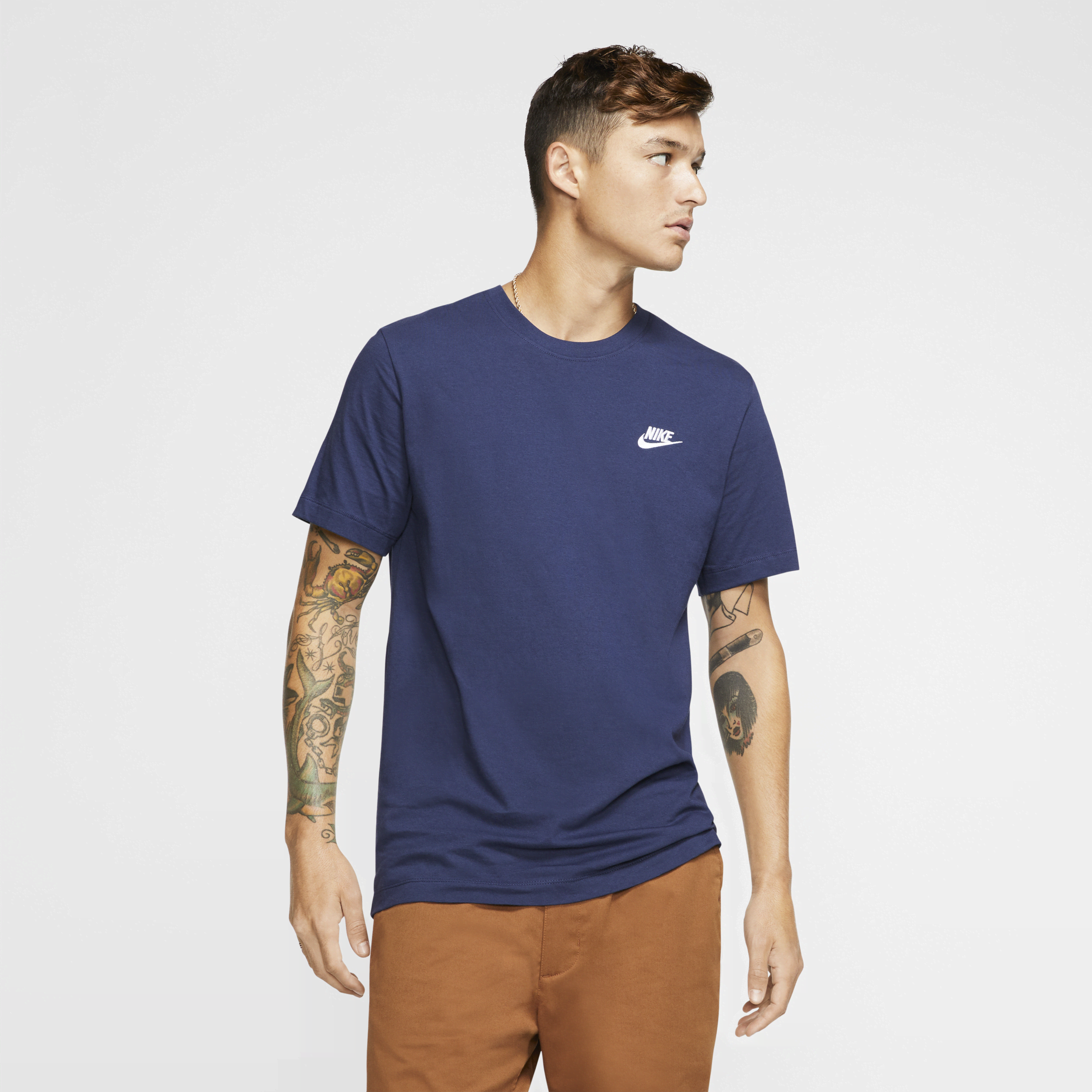 Nike club outlet t shirt