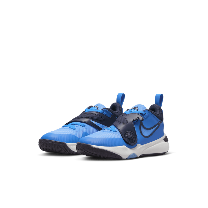 Nike team hustle d8 top flyease