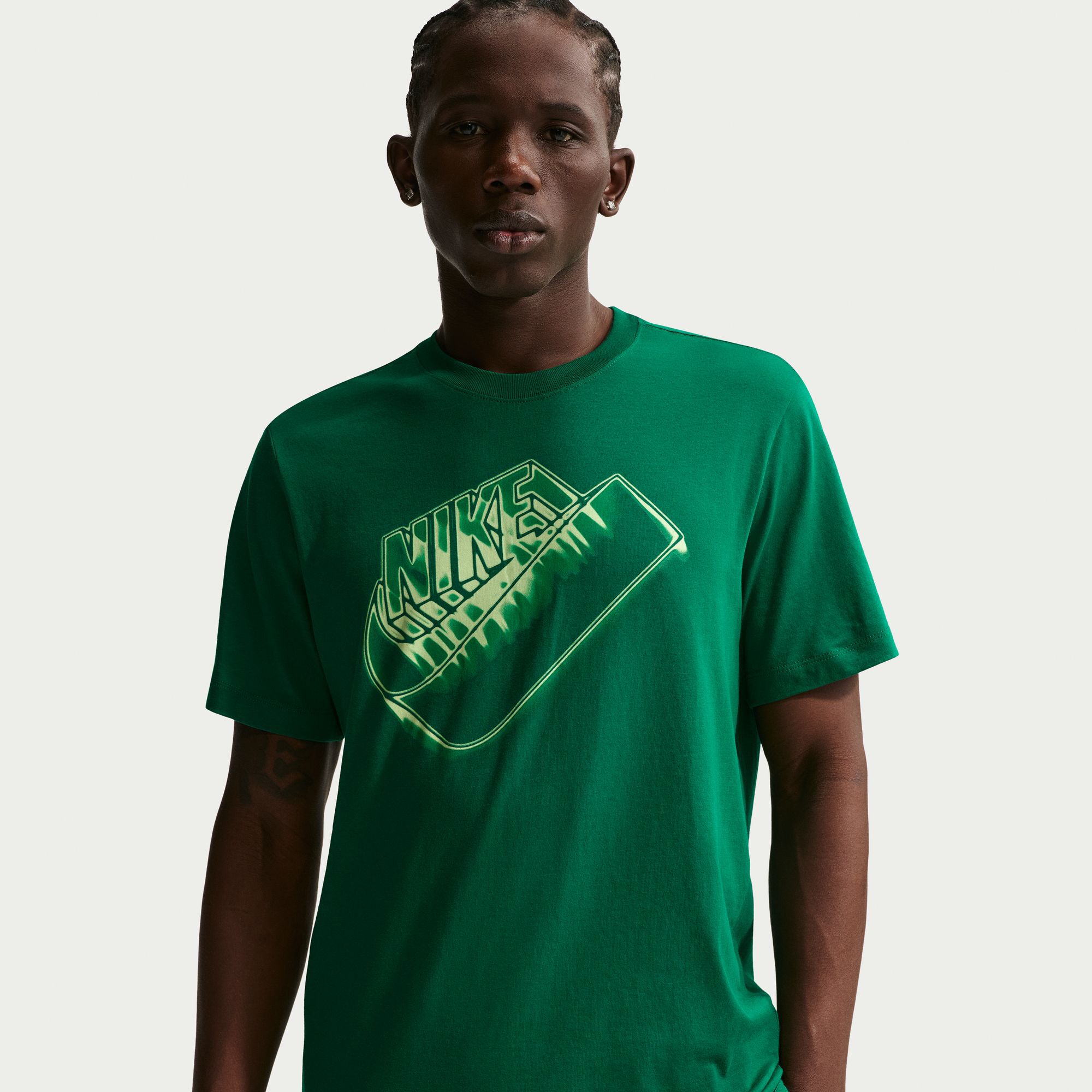 نايكي سبورتسوير image number 2