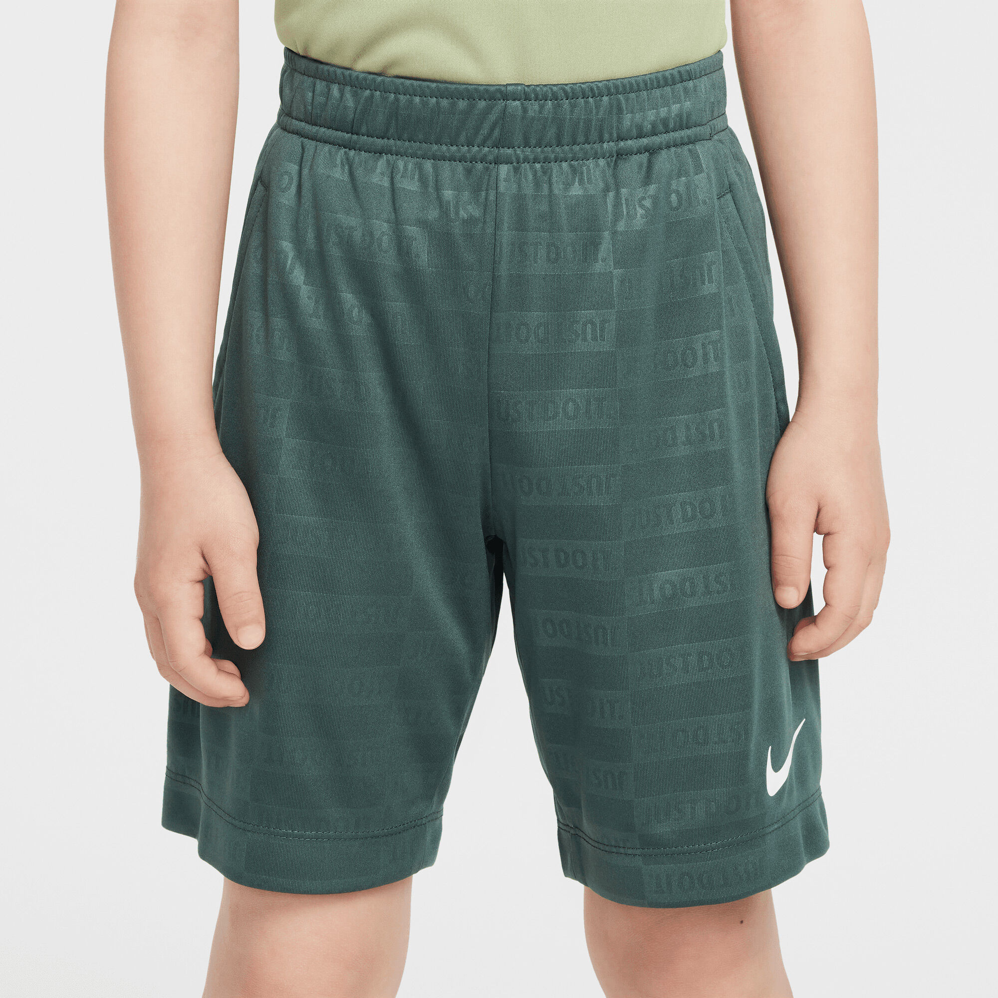Nike Dri-FIT Sportswear Textured Club image number 2