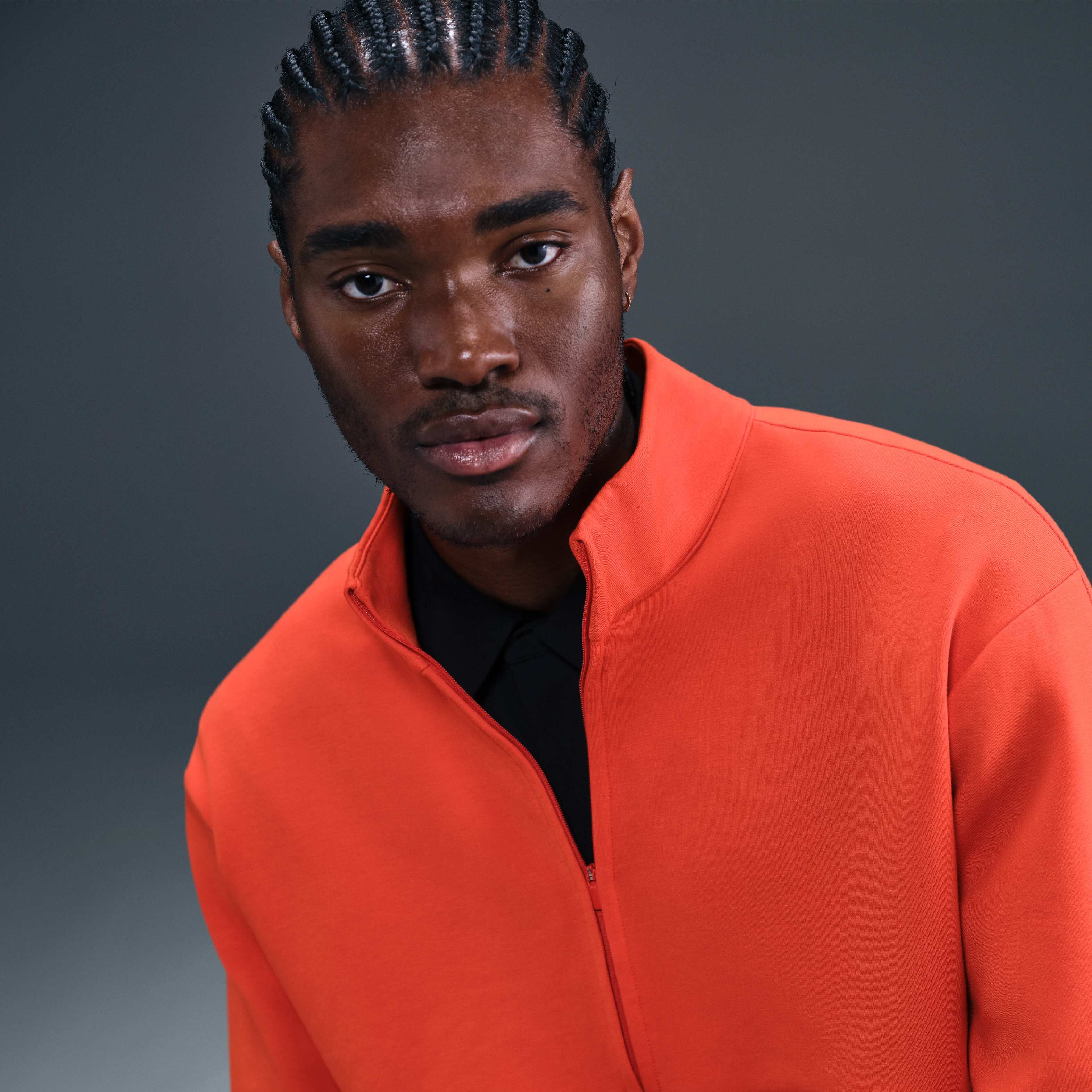 نايكي 24.7 امبوسبلي سوفت image number 2