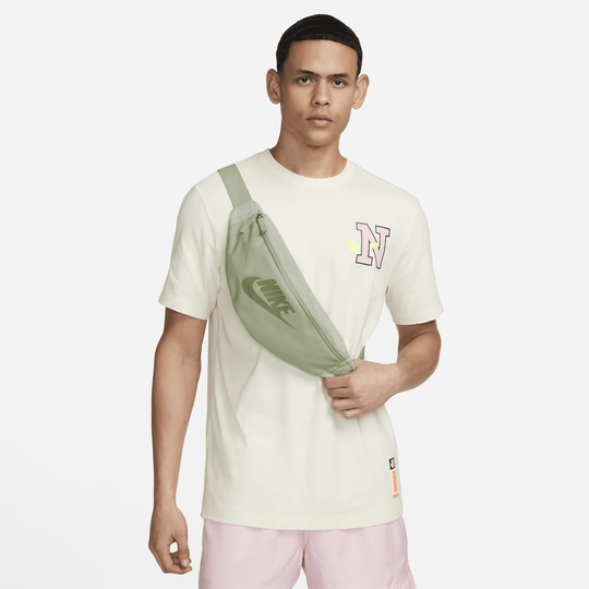 Heritage hip 2025 pack nike