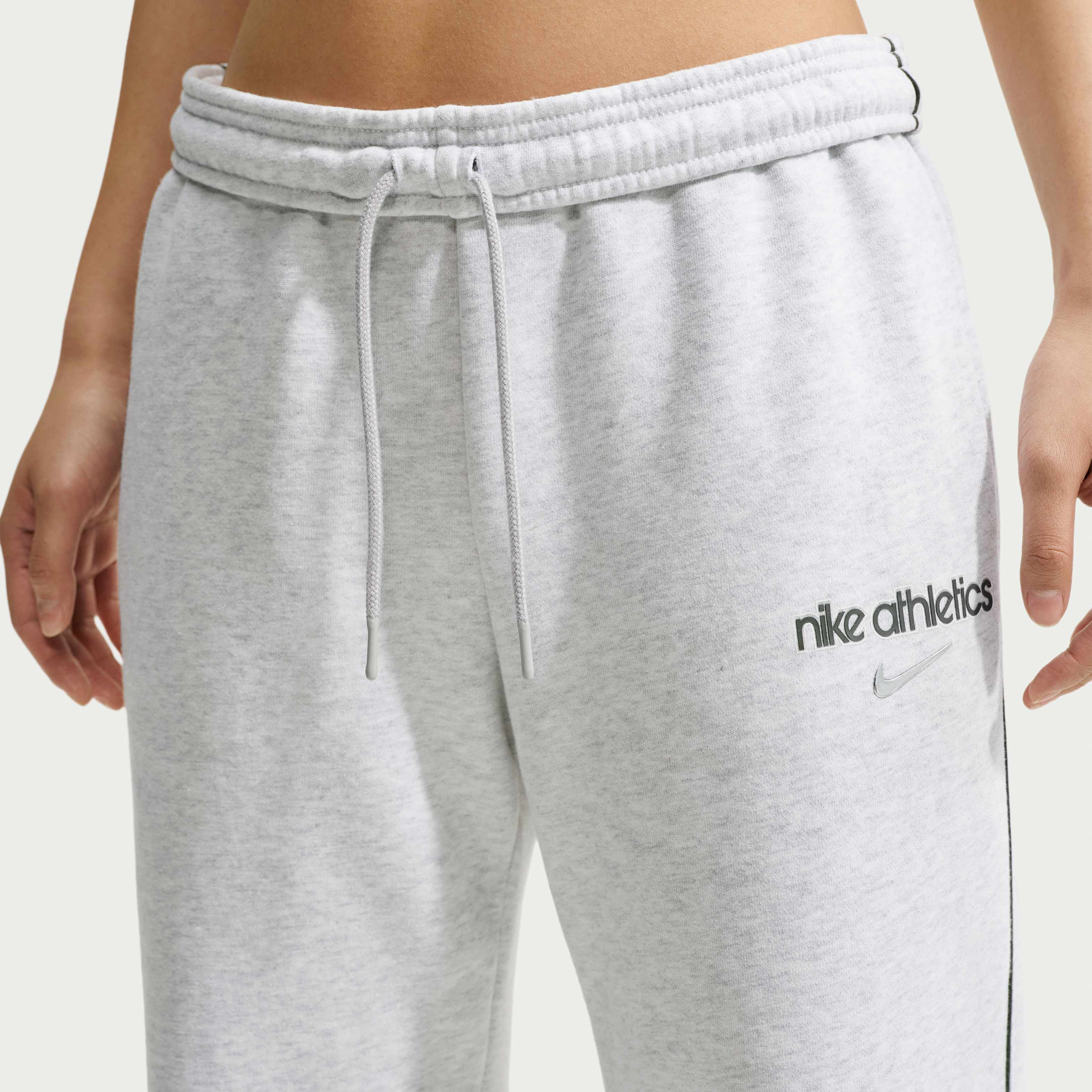 Nike Studio Fleece Medium Weight image number 11