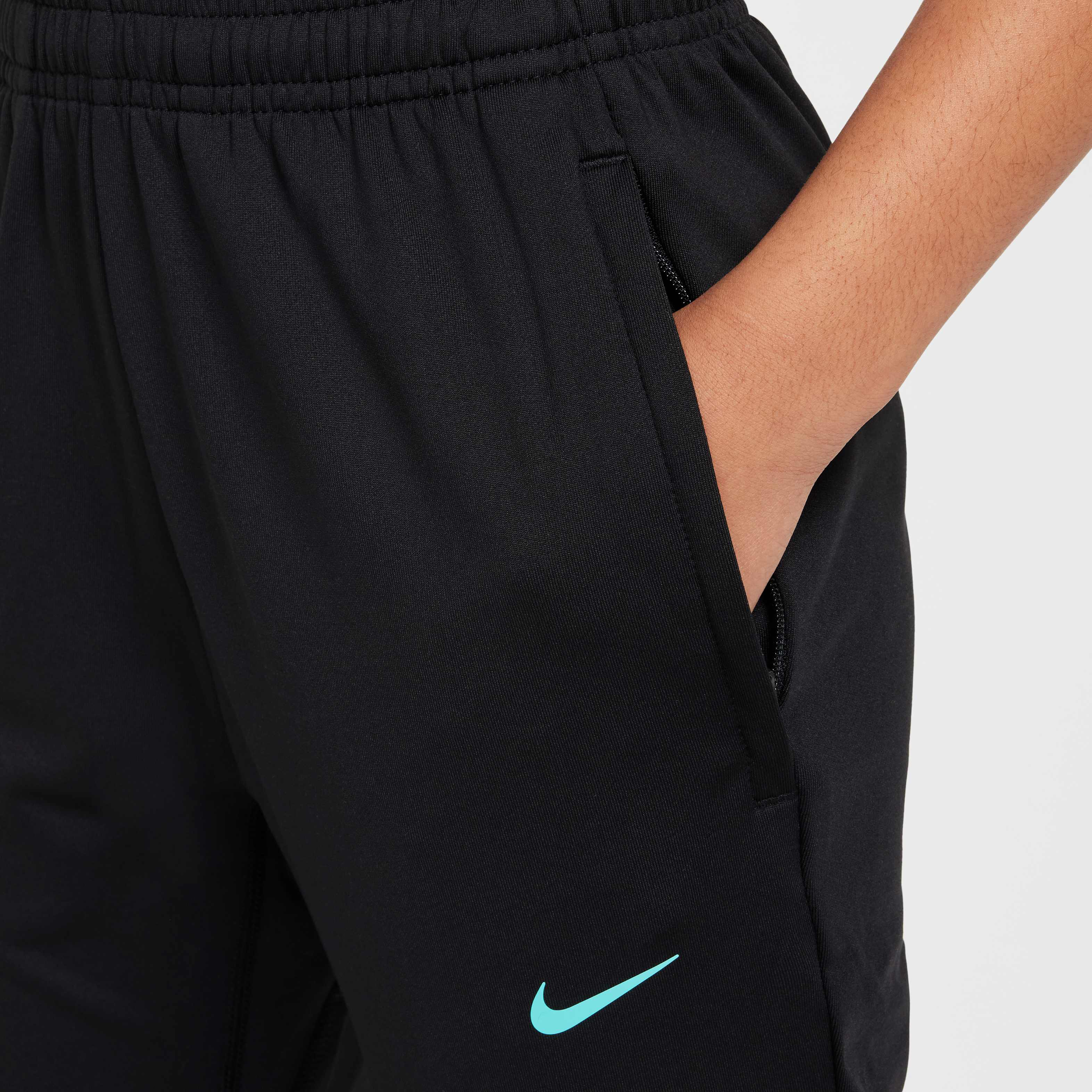 Nike Dri-FIT Strike image number 3