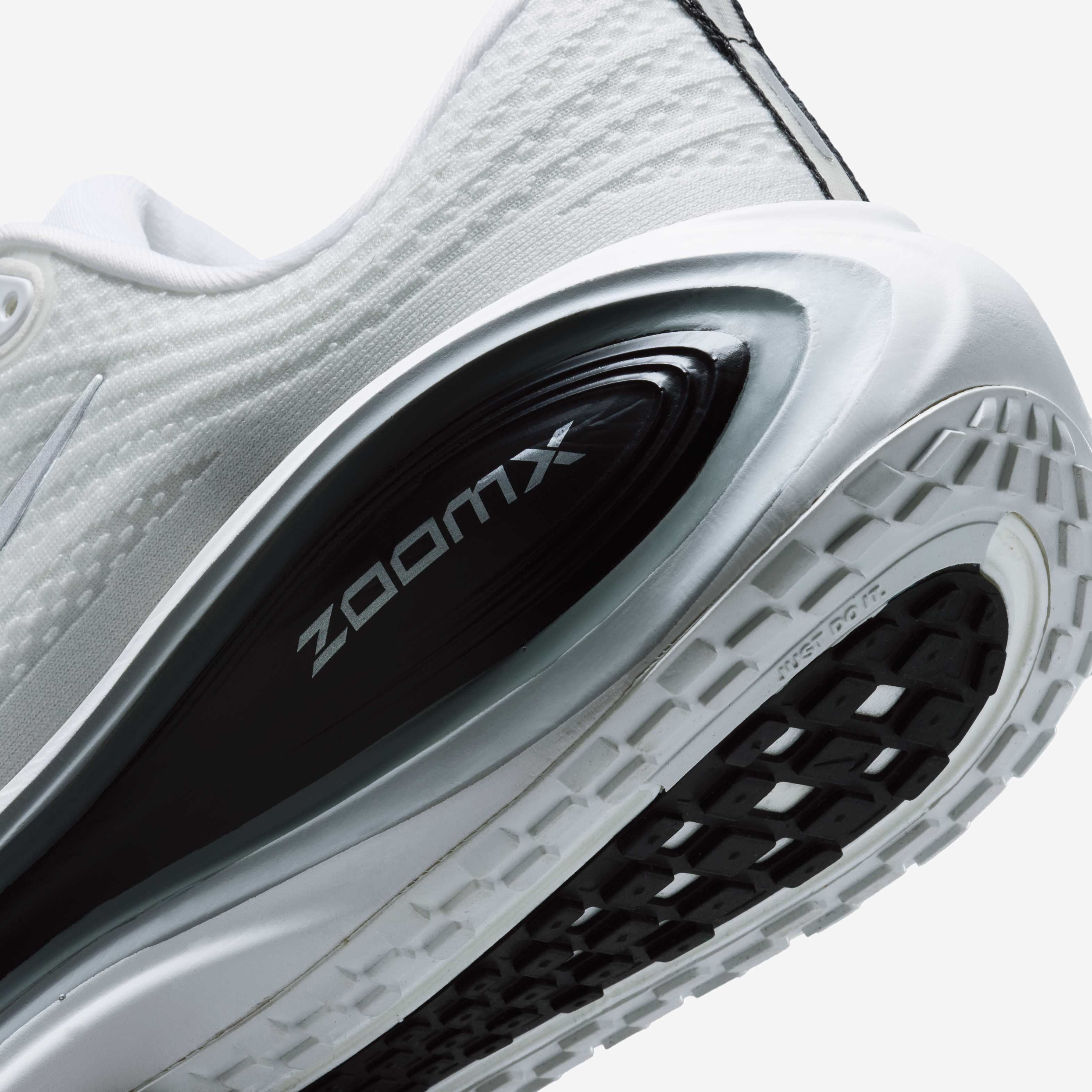 Nike Vomero Plus image number 7