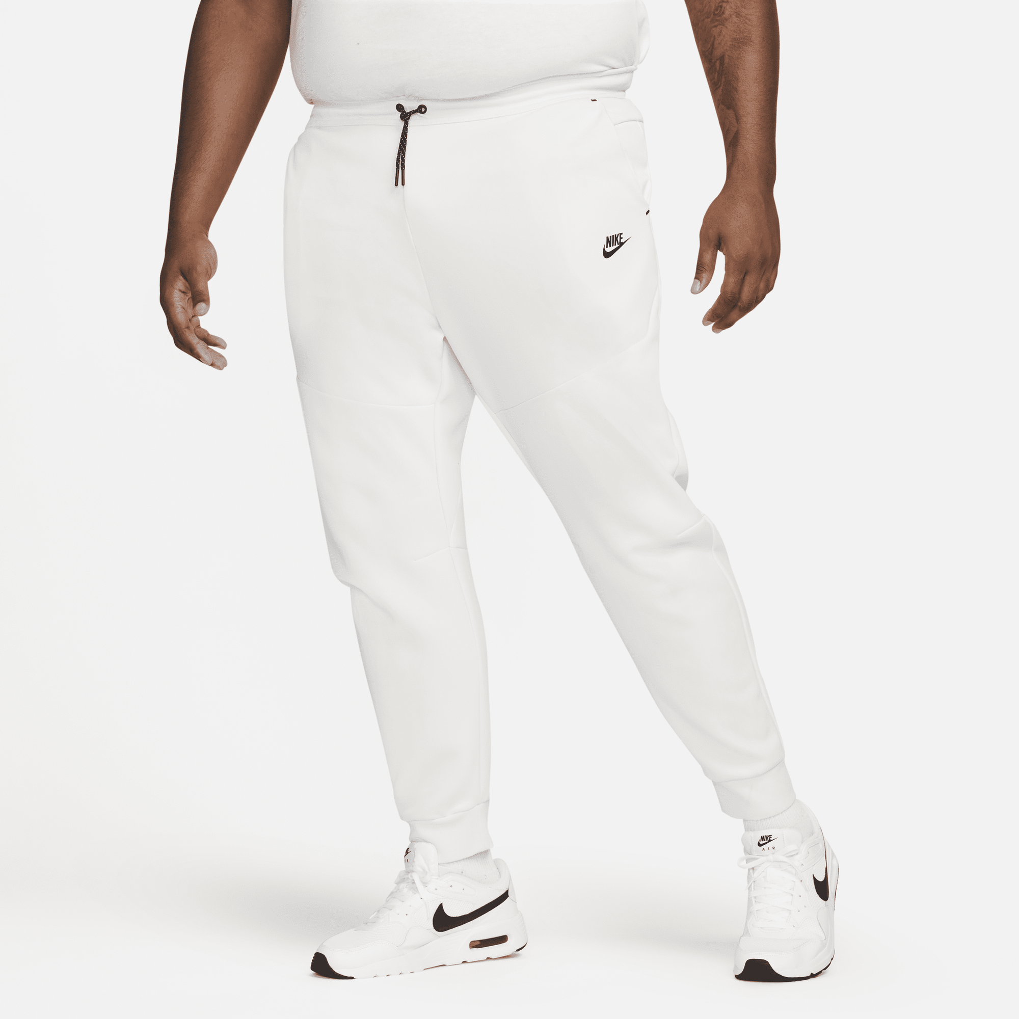 Nike slim fit fleece joggers 2025