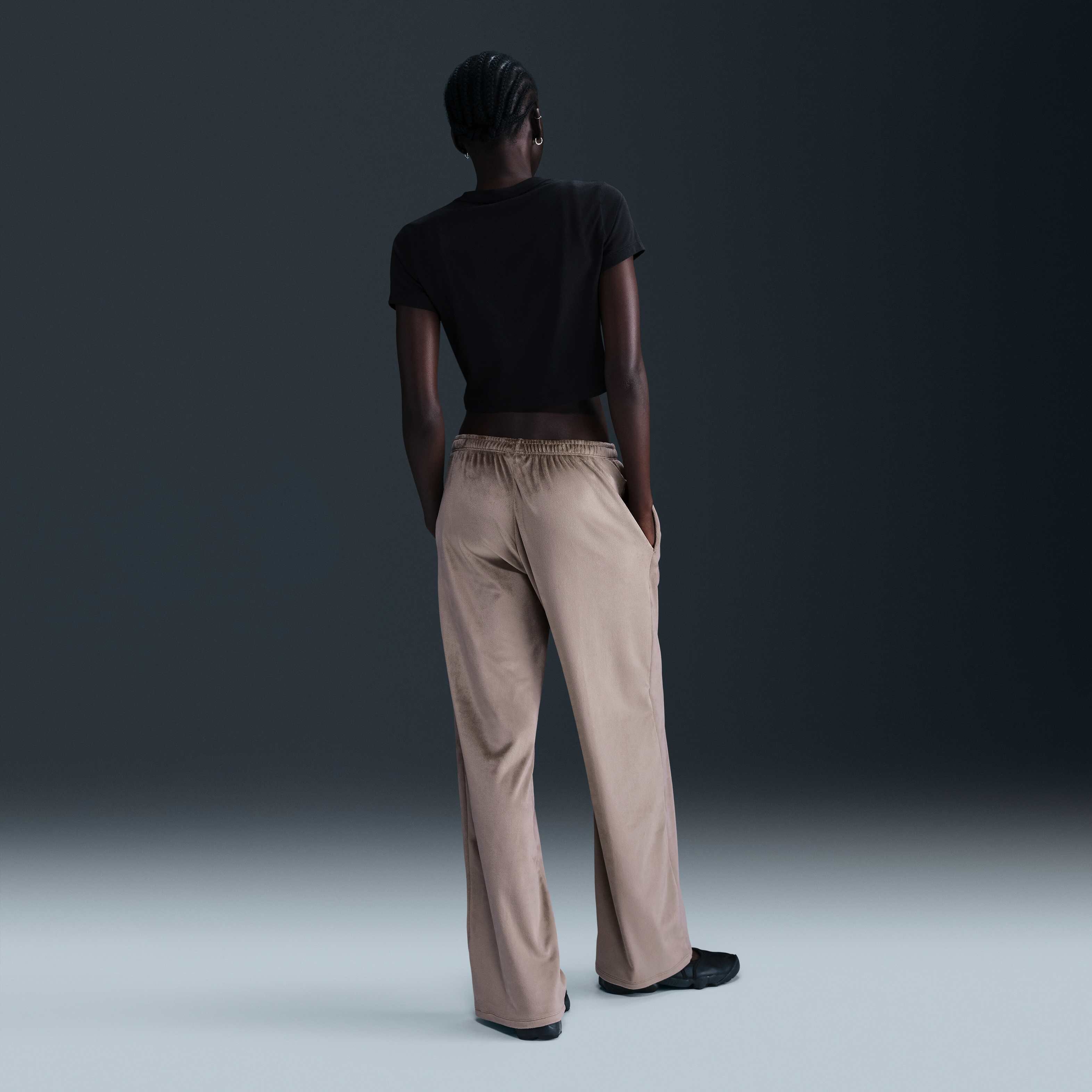 نايكي سبورتسوير تشيل نت image number 4