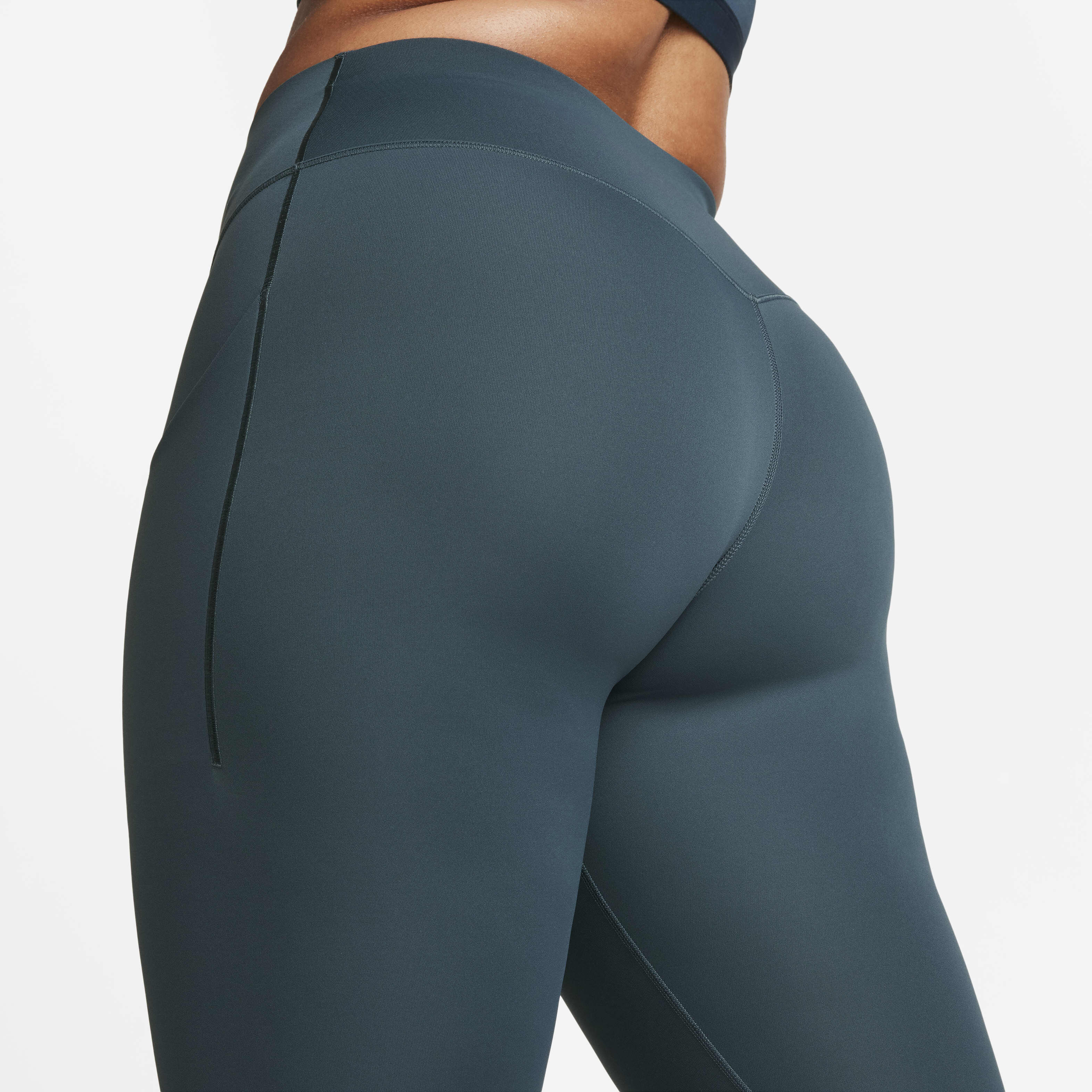 Nike Universa image number 5