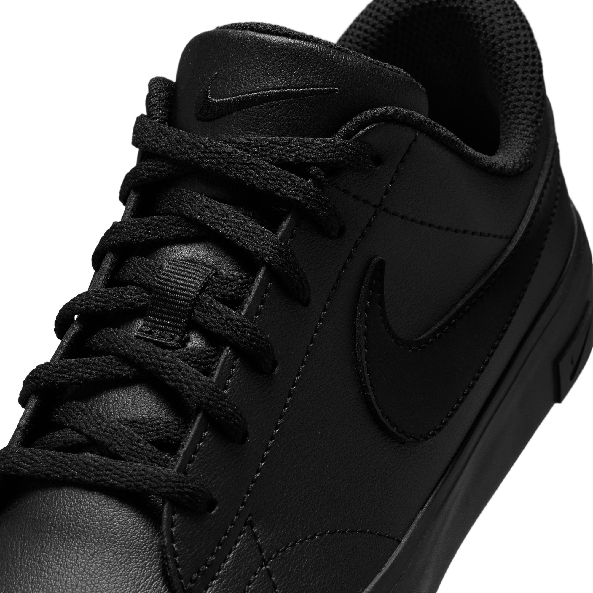 Nike Tennis Essential image number 9