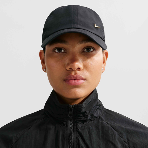 Dri-FIT Club Unstructured Metal Swoosh Cap