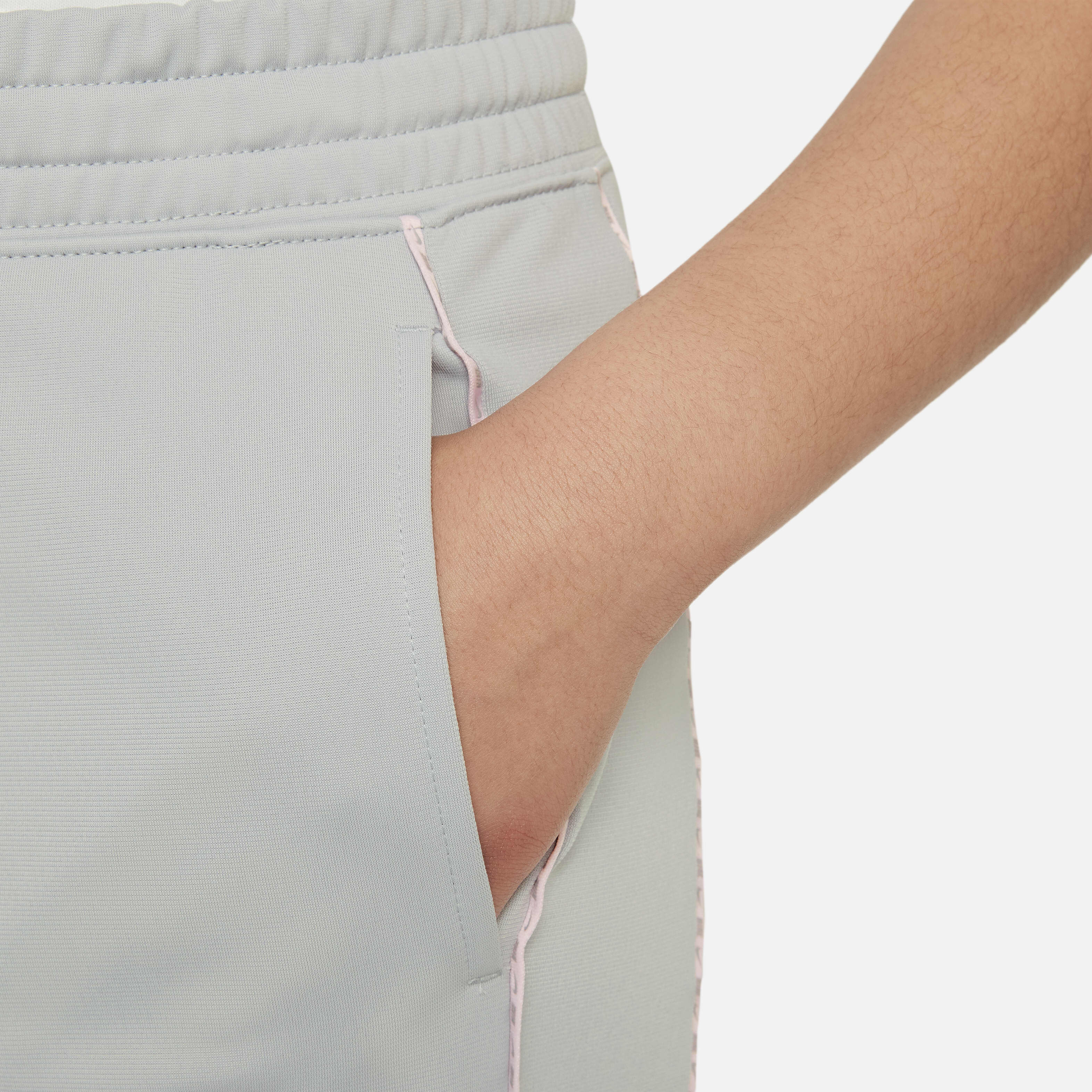 Nike Sportswear image number 6