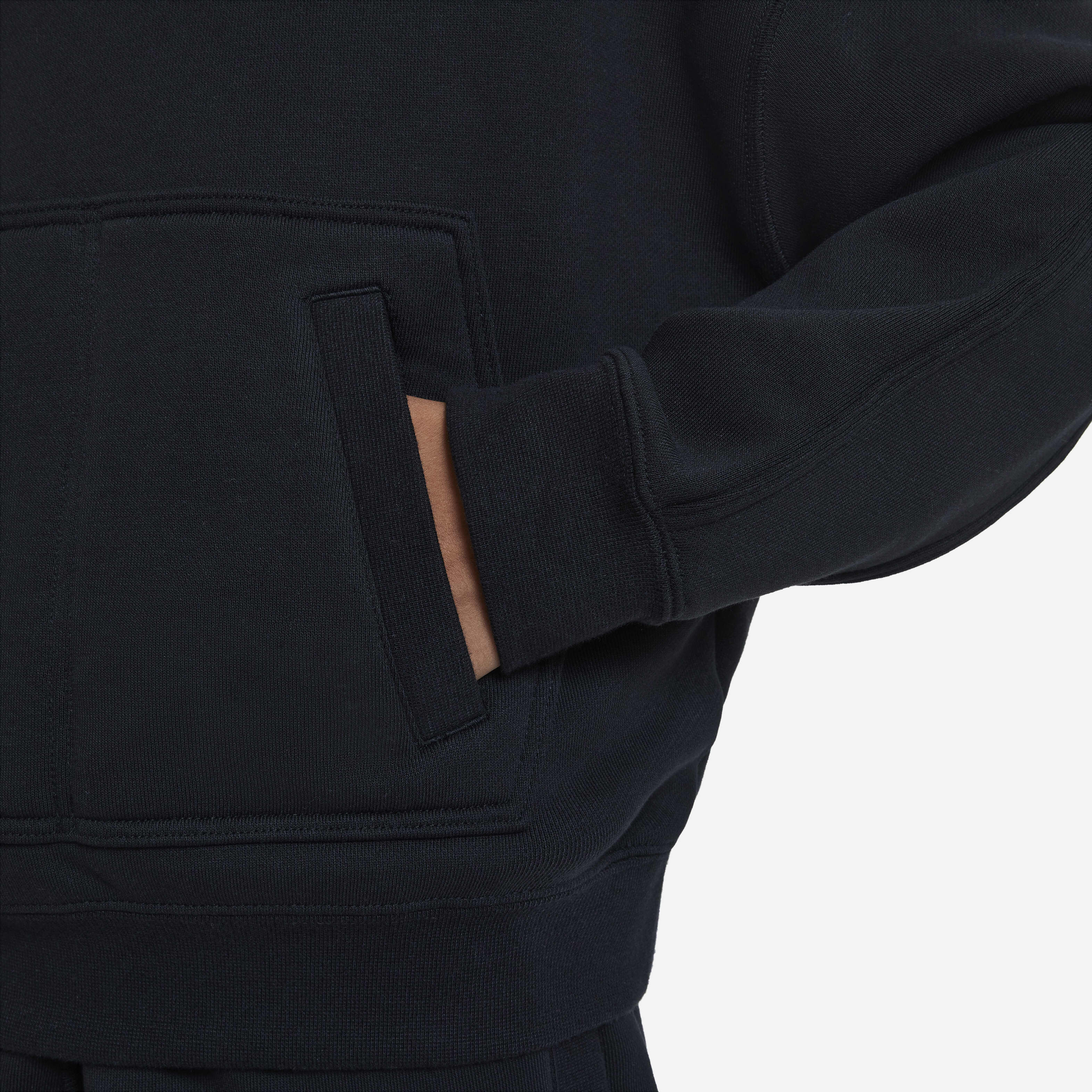 LeBron image number 3