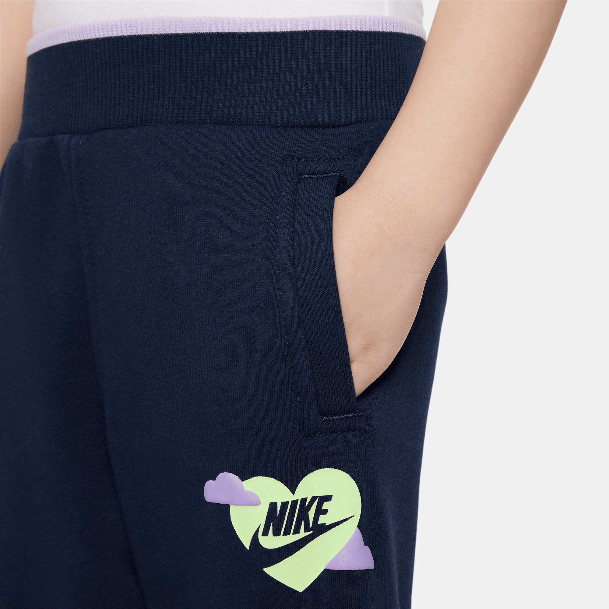 Nike Sweet Swoosh image number 2