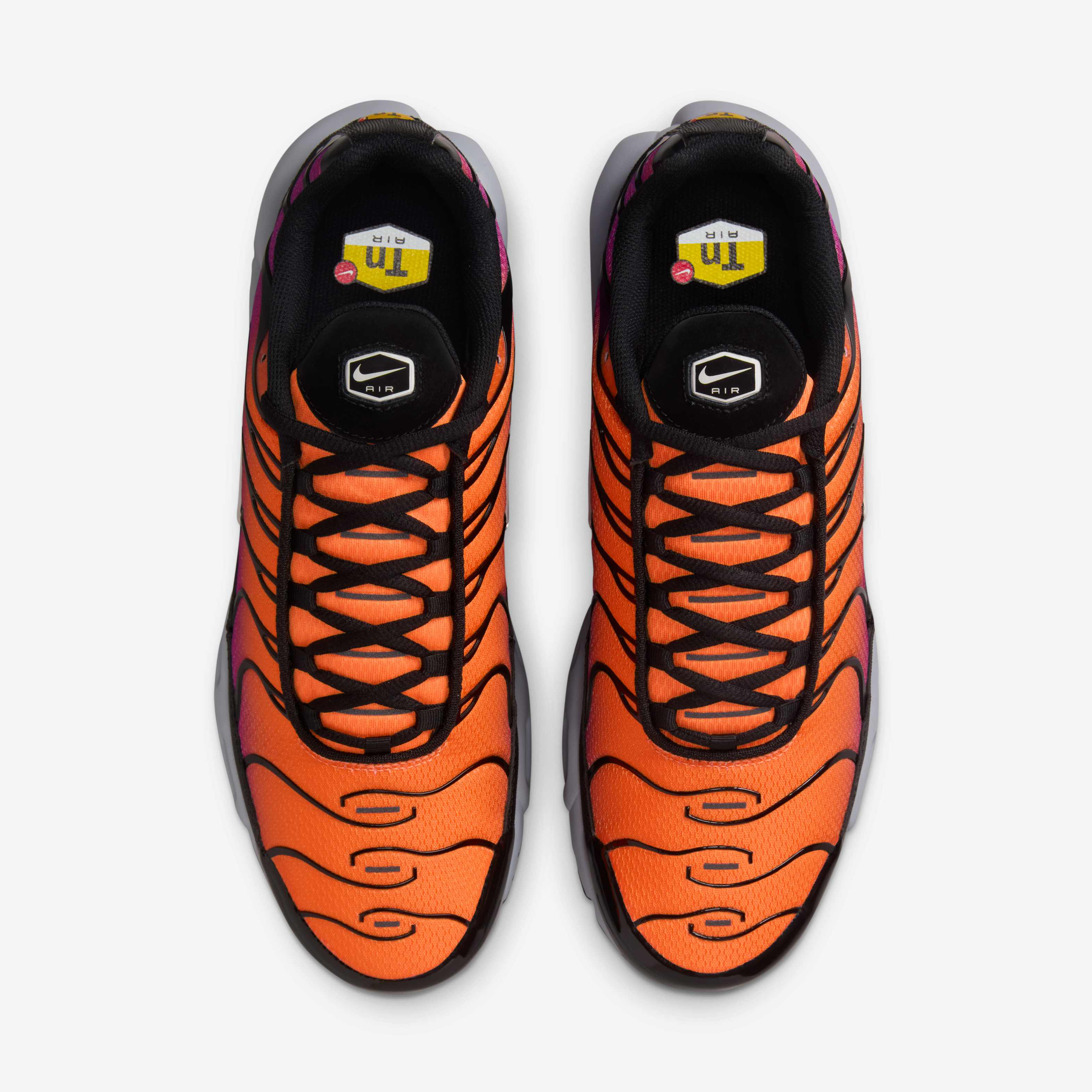 Nike Air Max Plus image number 3