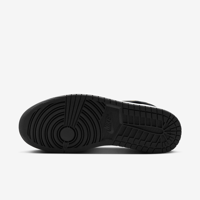 Air Jordan 1 Hi FlyEase image number 1 Air Jordan 1 Hi FlyEase image number 1