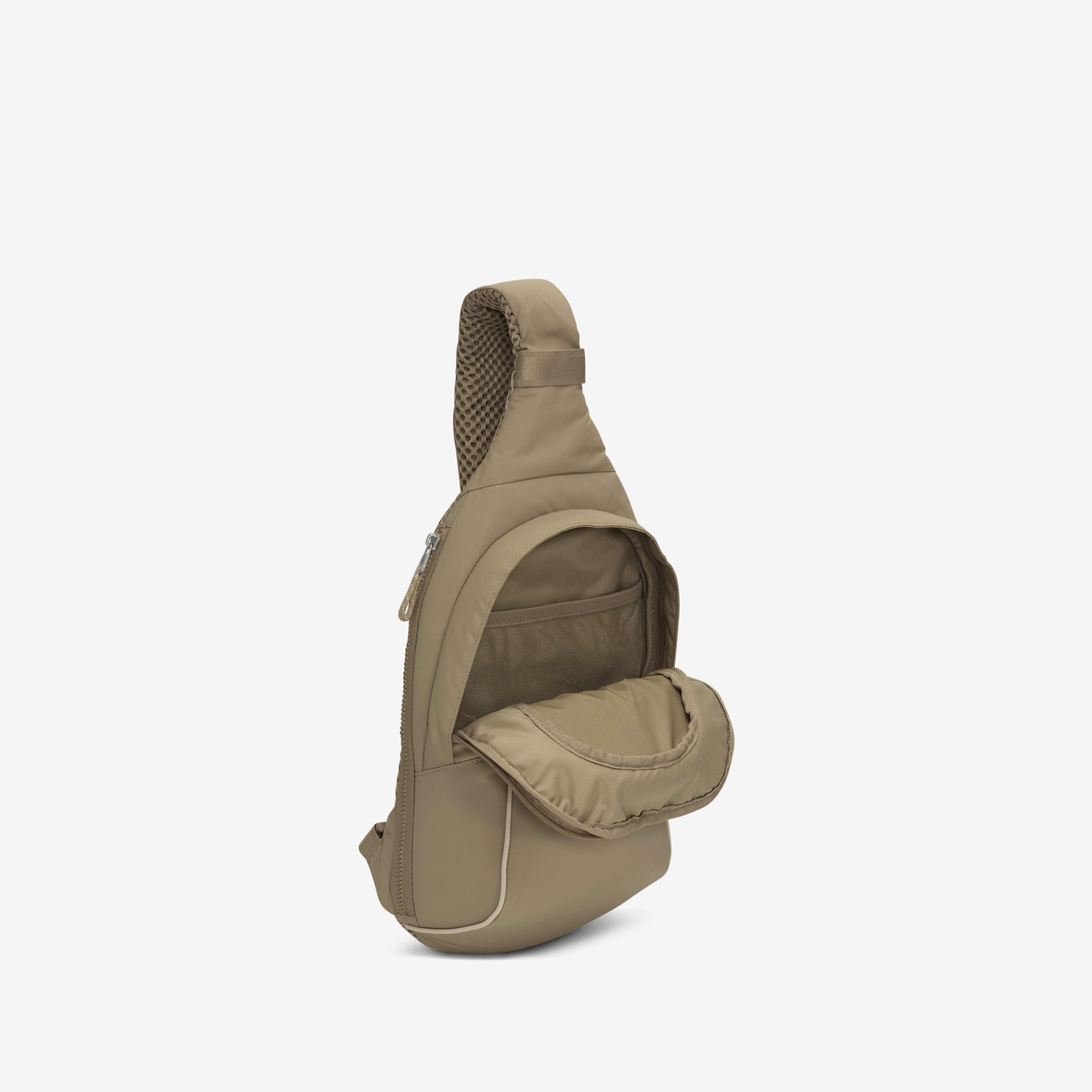 Nike Sportswear Essentials image number 4